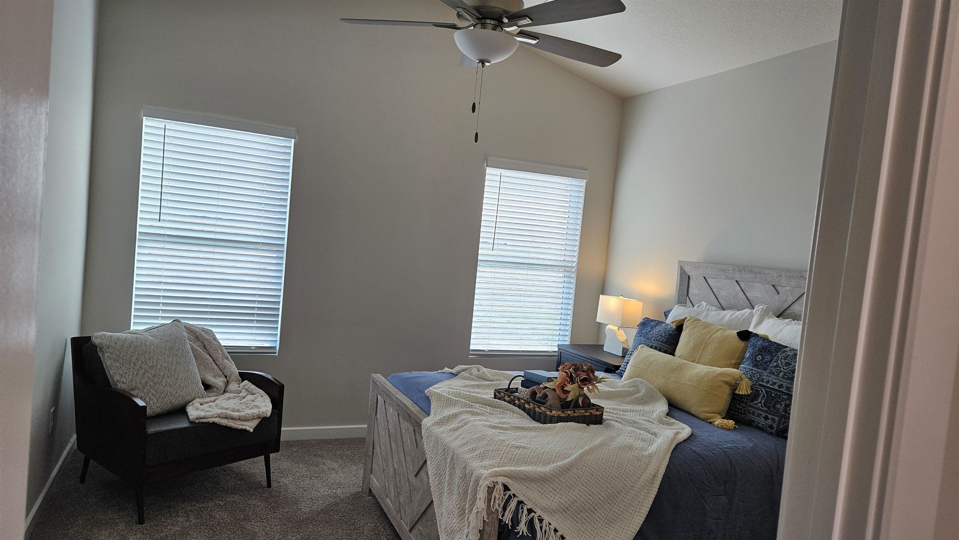 932 N Forestview St Property Photo 19