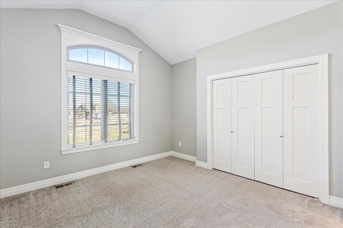 1401 N Shadow Rock Dr Property Photo 20