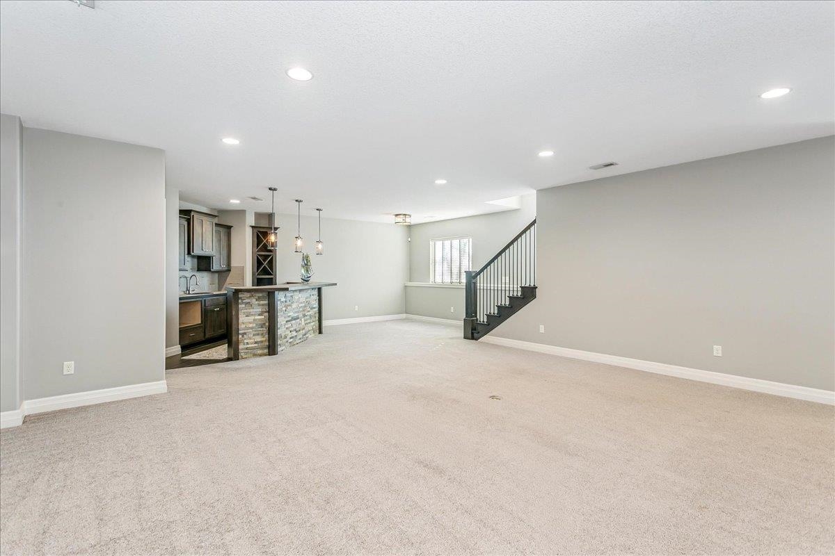 1401 N Shadow Rock Dr Property Photo 23