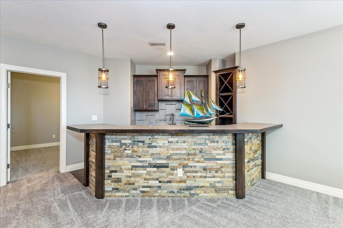 1401 N Shadow Rock Dr Property Photo 24