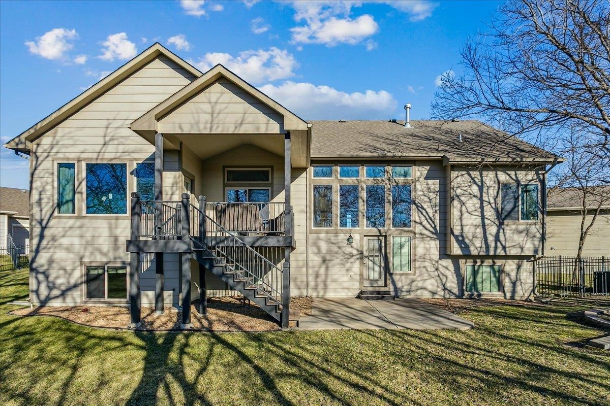1401 N Shadow Rock Dr Property Photo 33