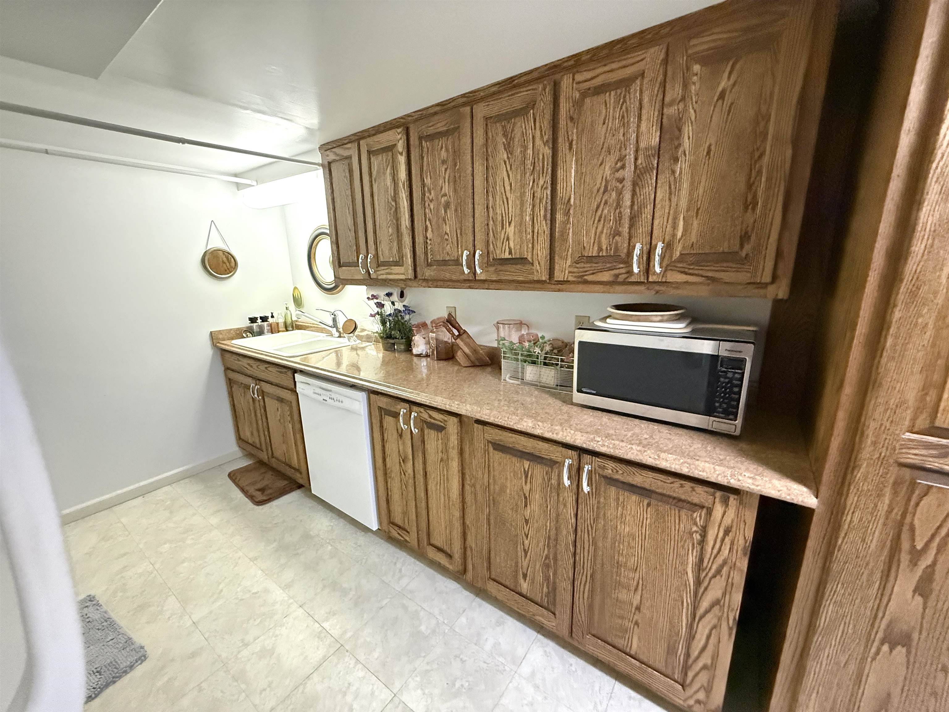 624 N Springfield Property Photo 25