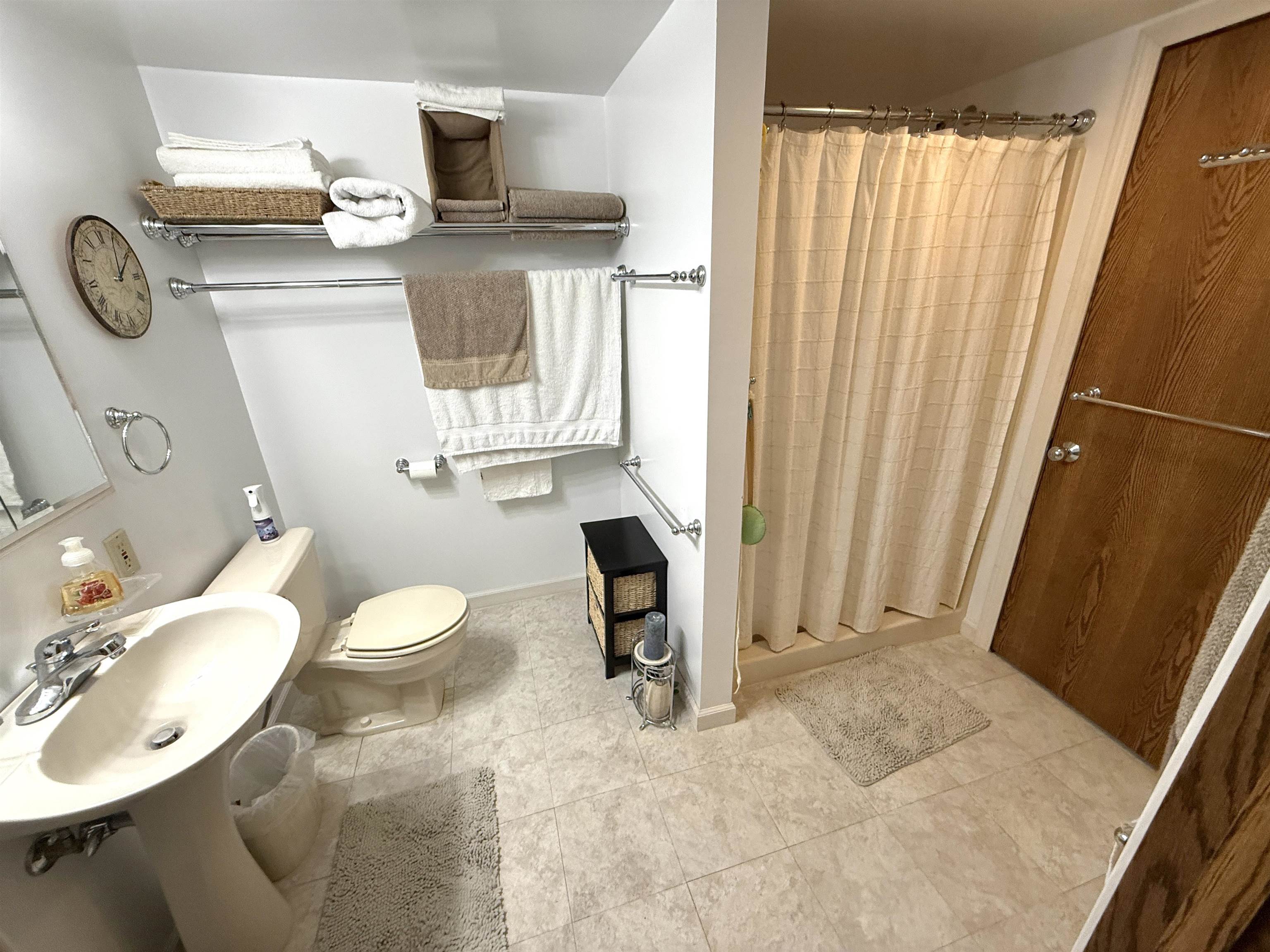 624 N Springfield Property Photo 30