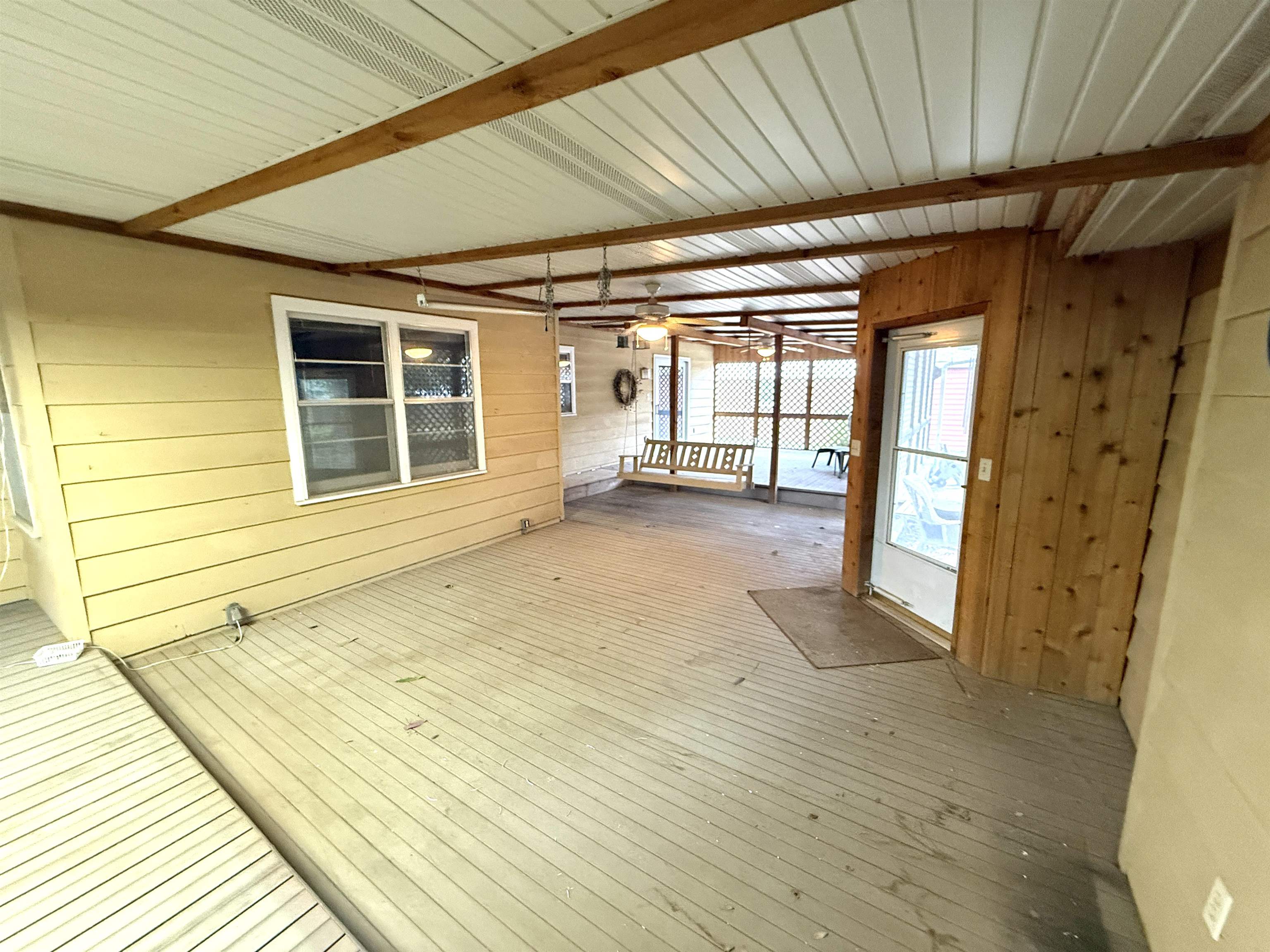 624 N Springfield Property Photo 35
