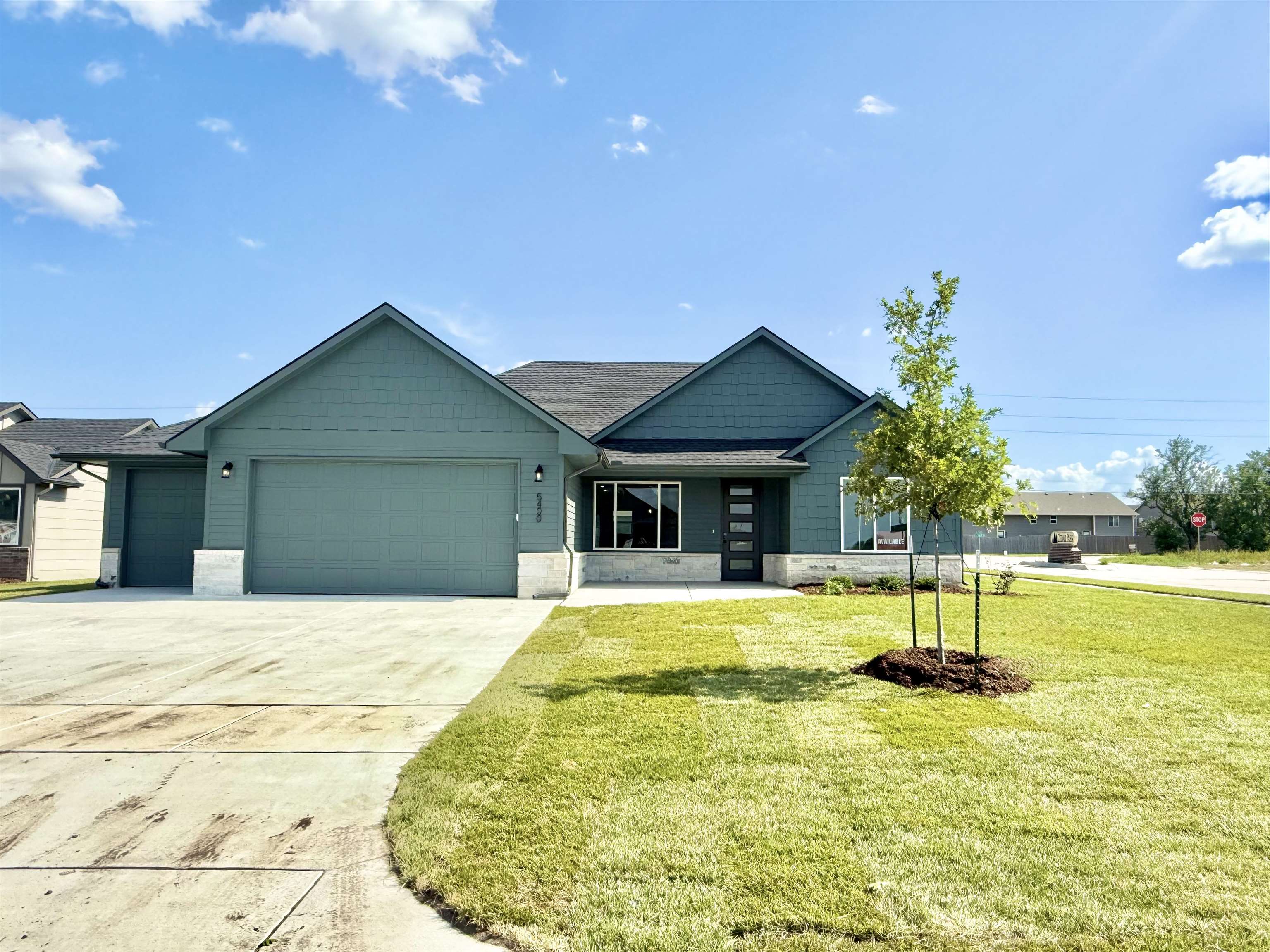 5400 N Toben Ct Property Photo 1