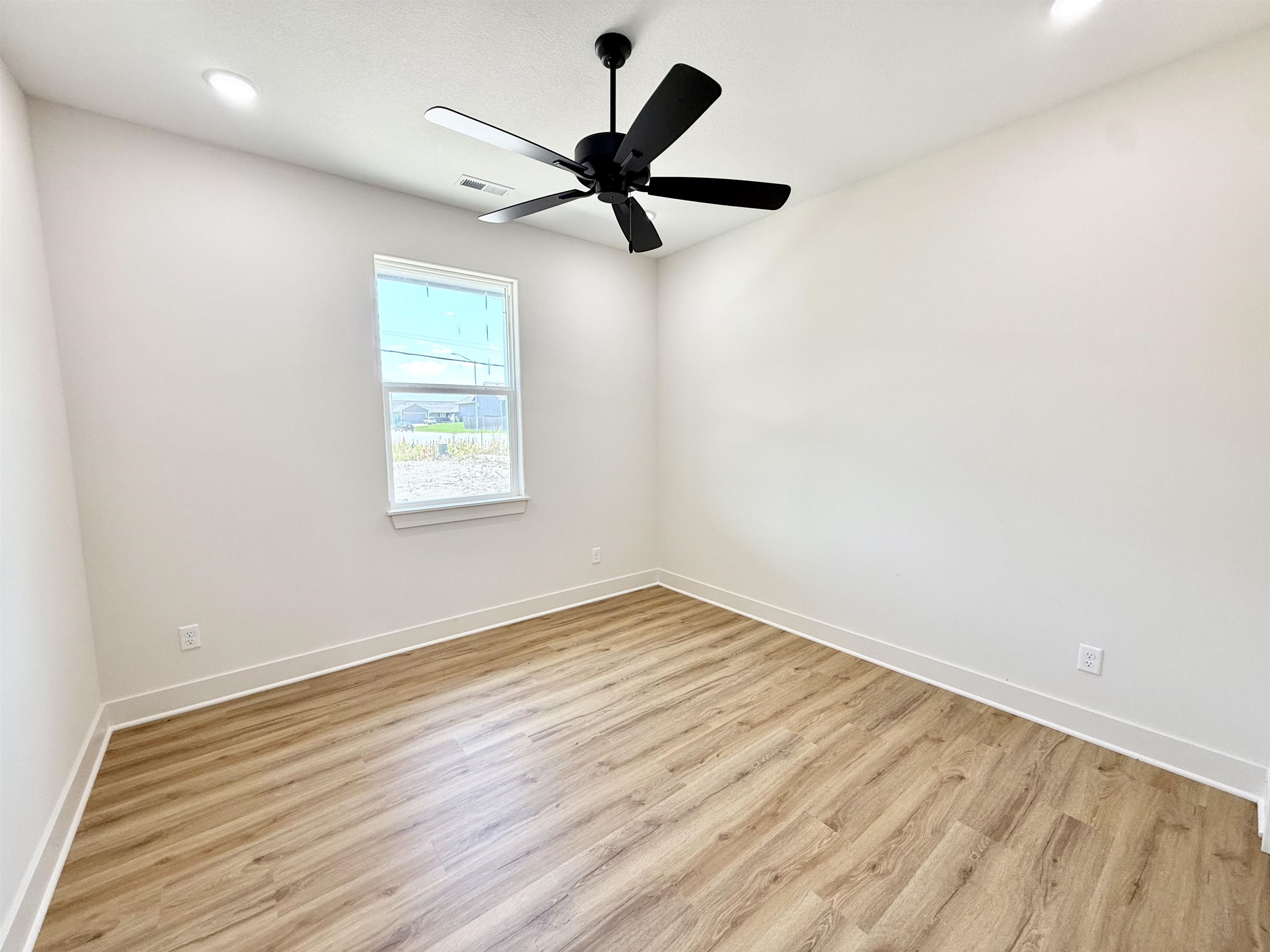 5400 N Toben Ct Property Photo 12