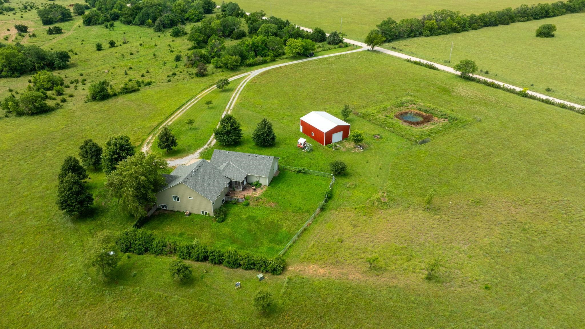 17776 Sw Tawakoni Rd Property Photo 1
