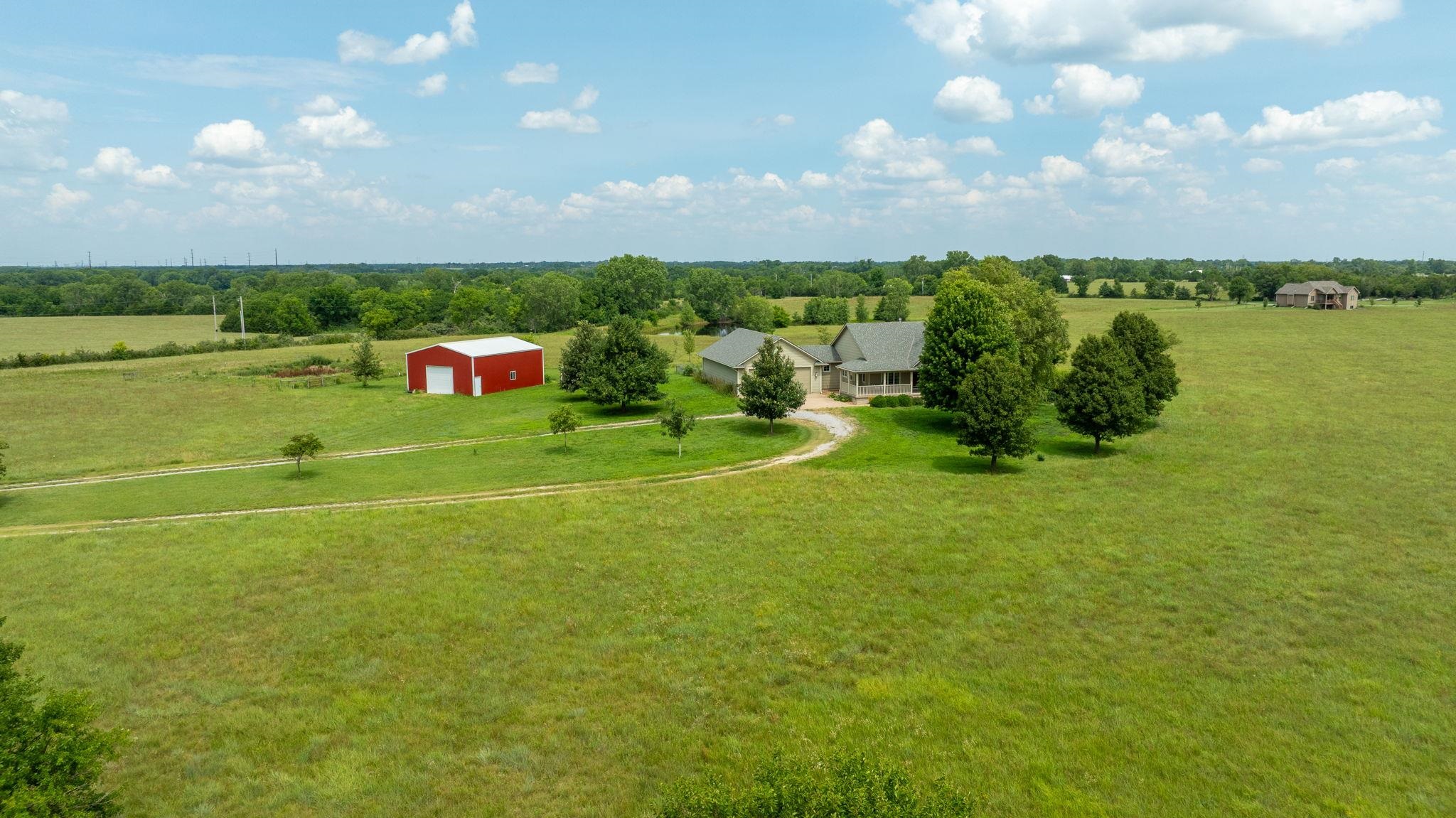 17776 Sw Tawakoni Rd Property Photo 5
