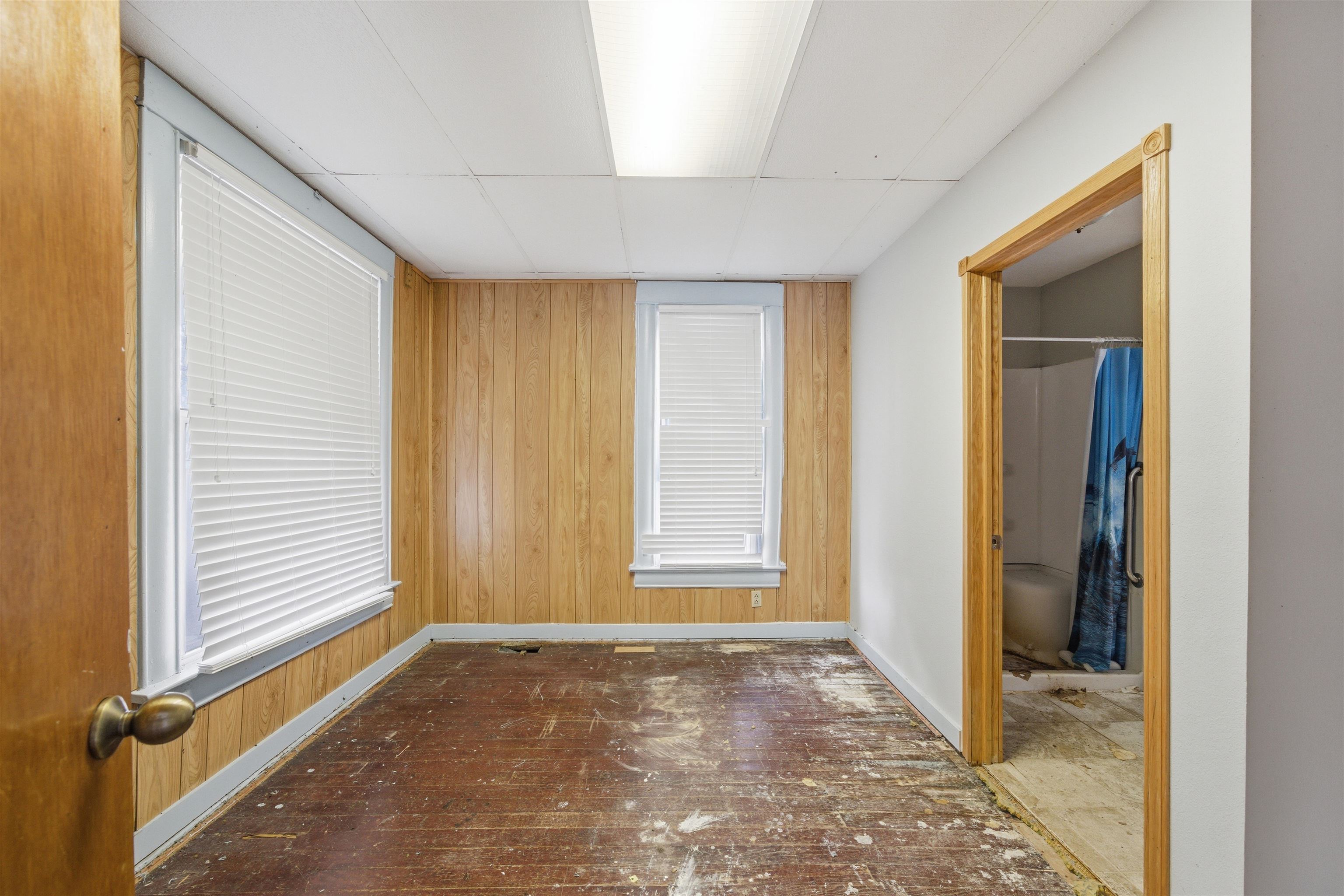 1308 S Market St Property Photo 11