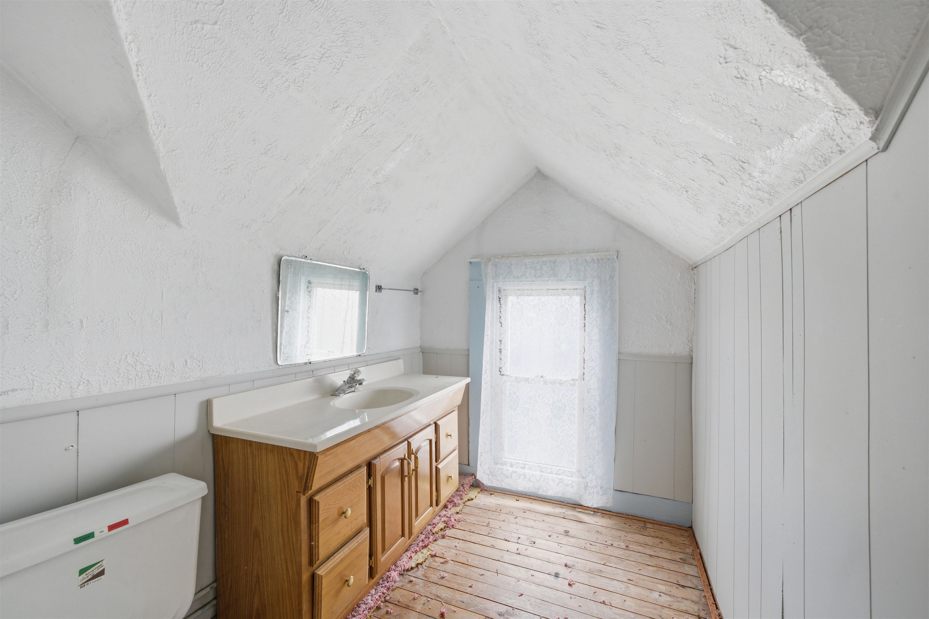 1308 S Market St Property Photo 17