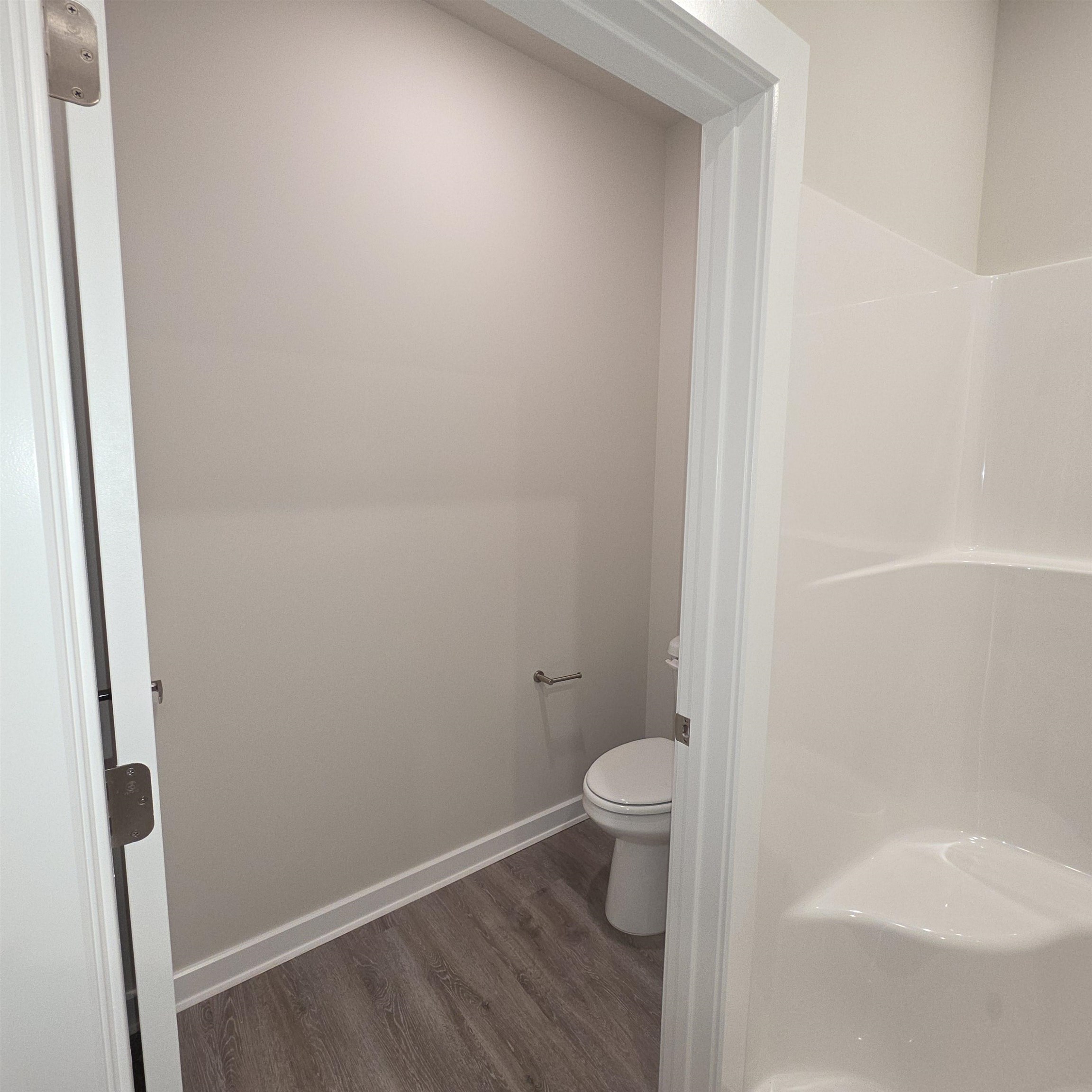 923 N Forestview St Property Photo 6