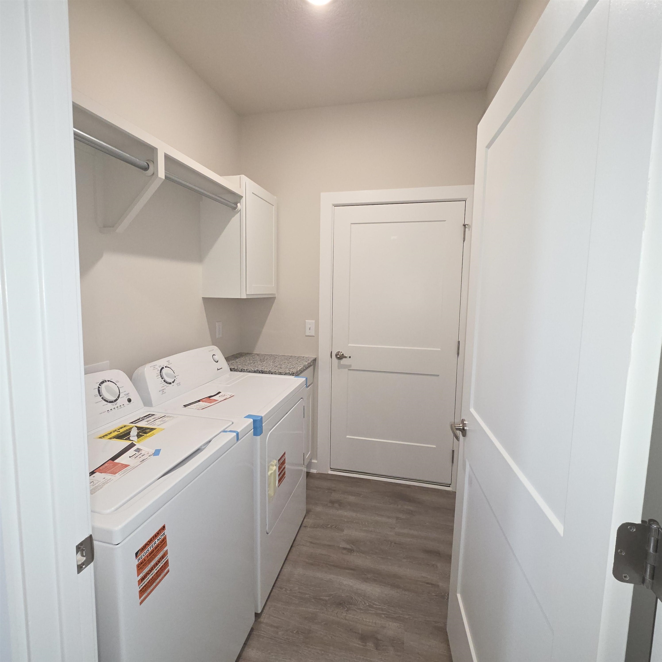 923 N Forestview St Property Photo 10
