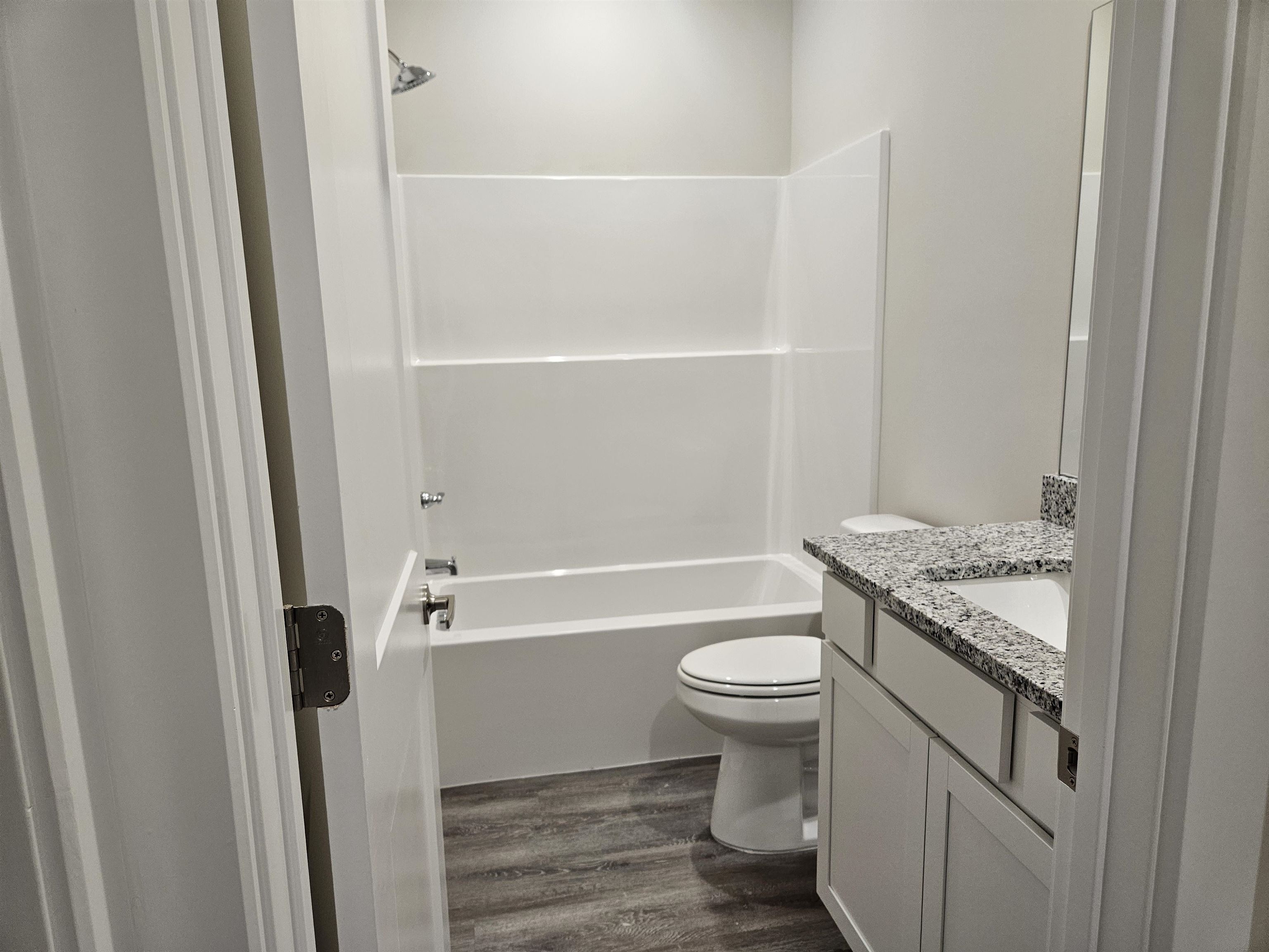 923 N Forestview St Property Photo 14