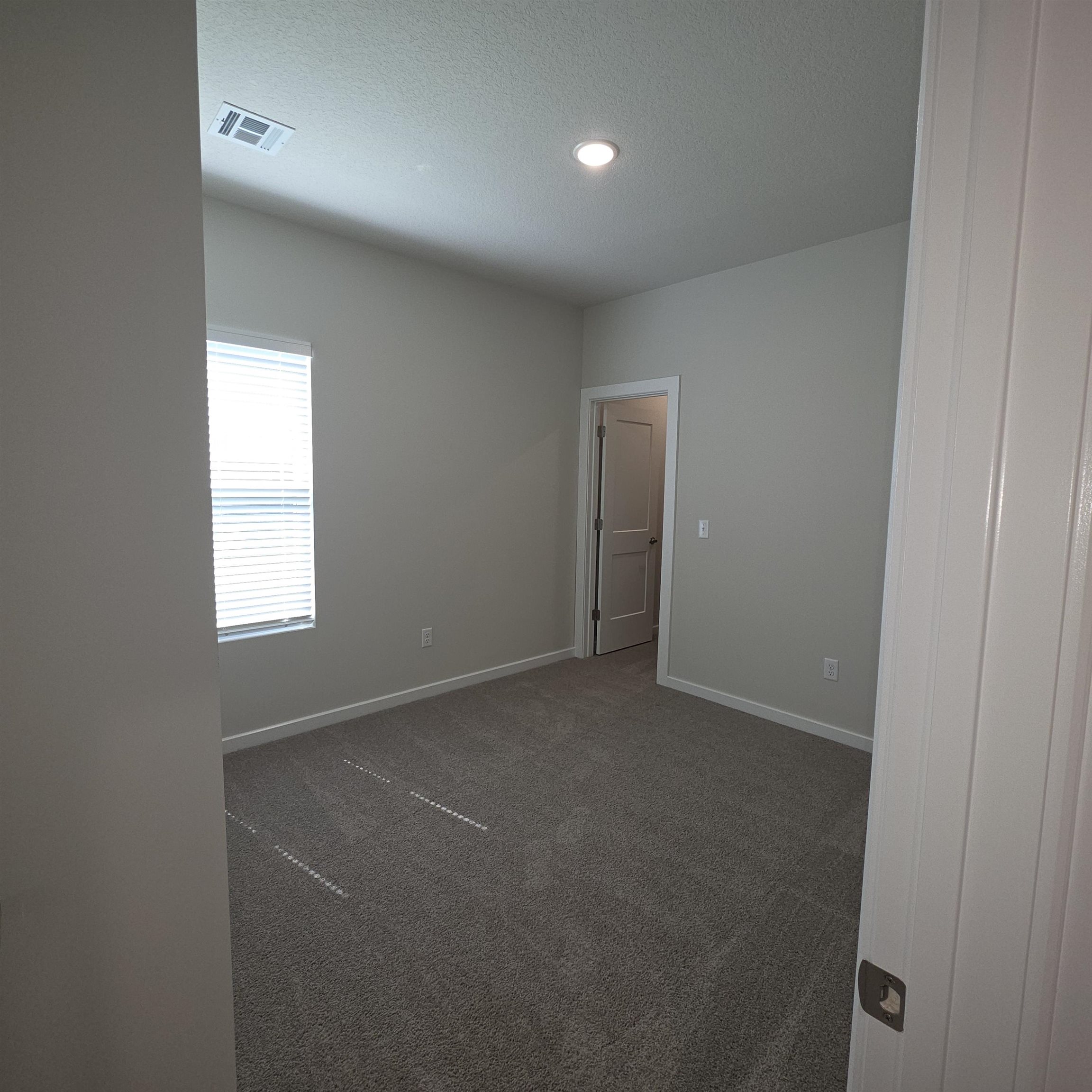 923 N Forestview St Property Photo 14