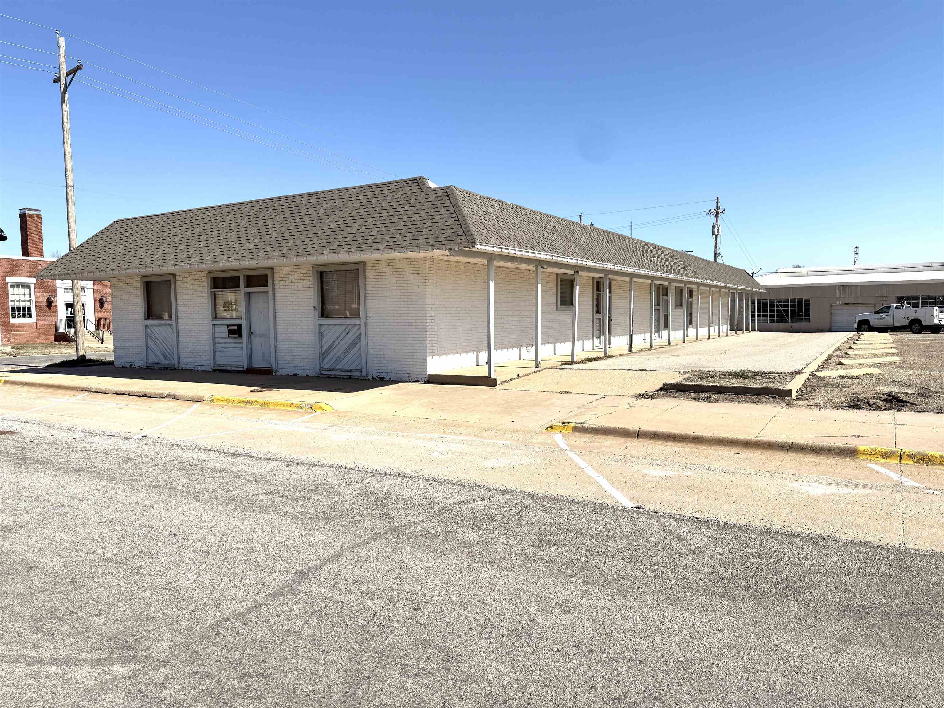 123 N Bluff Property Photo 22