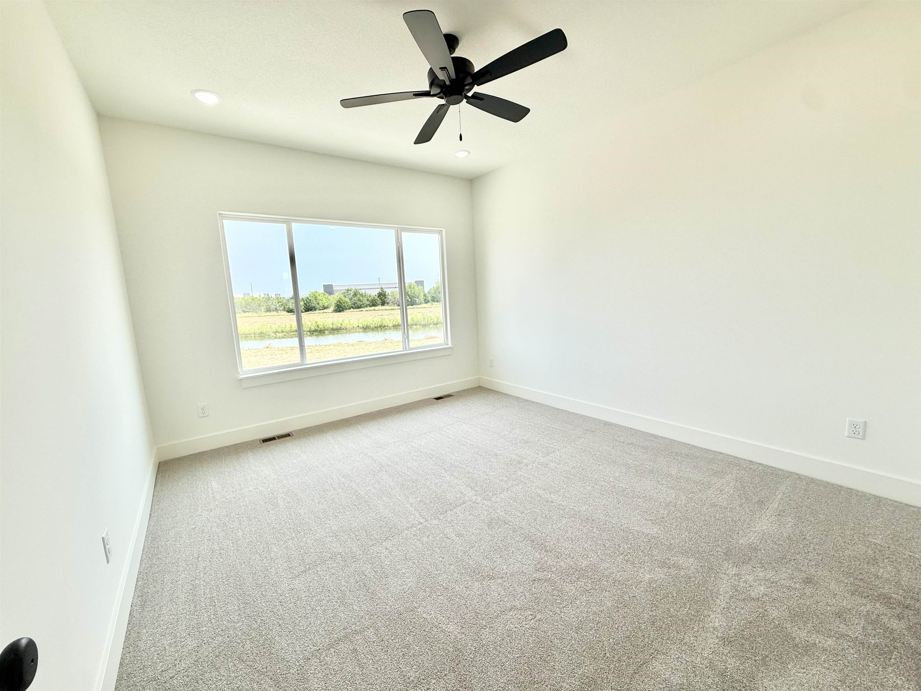 5432 N Toben Ct Property Photo 11