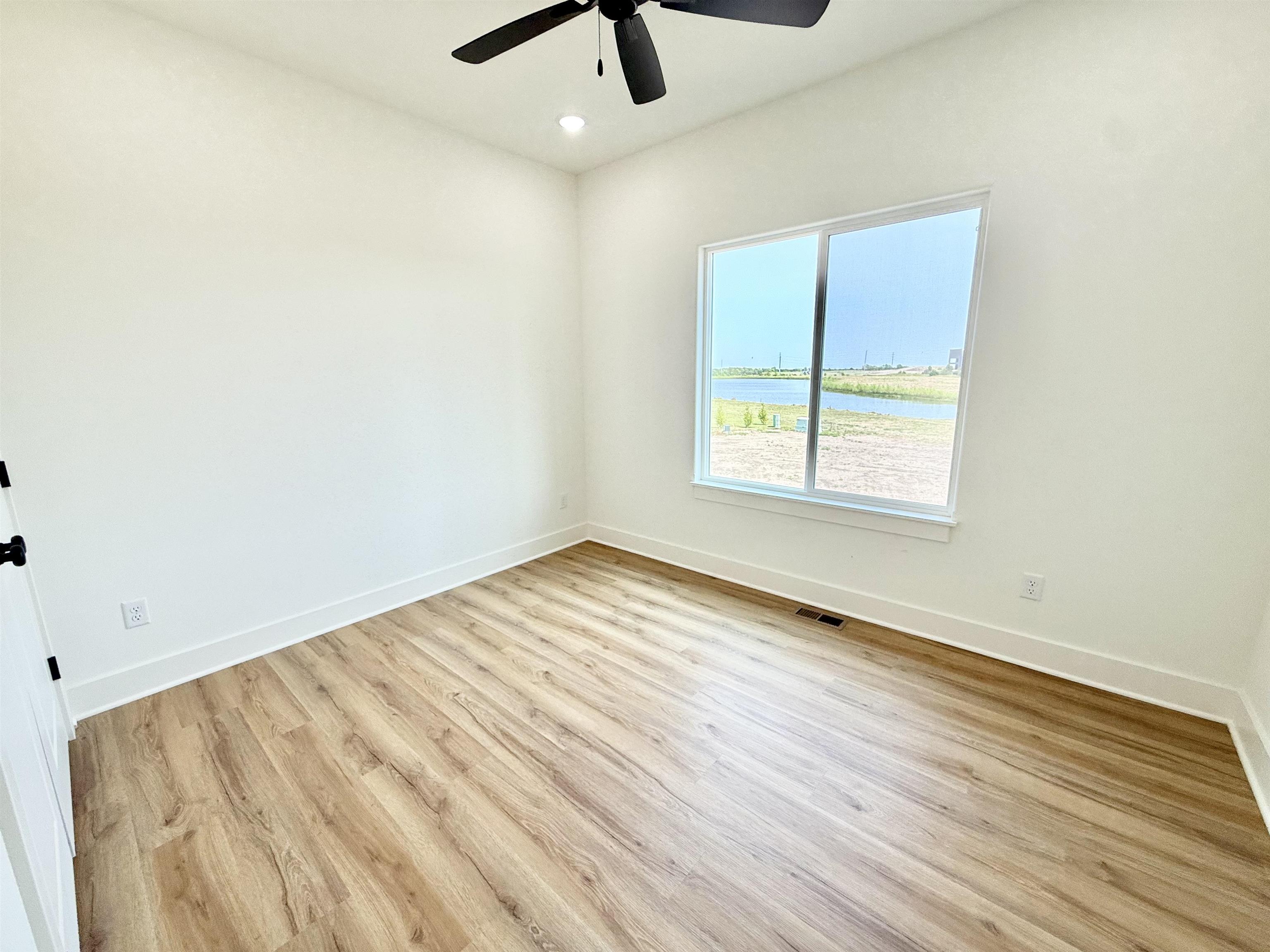 5432 N Toben Ct Property Photo 17