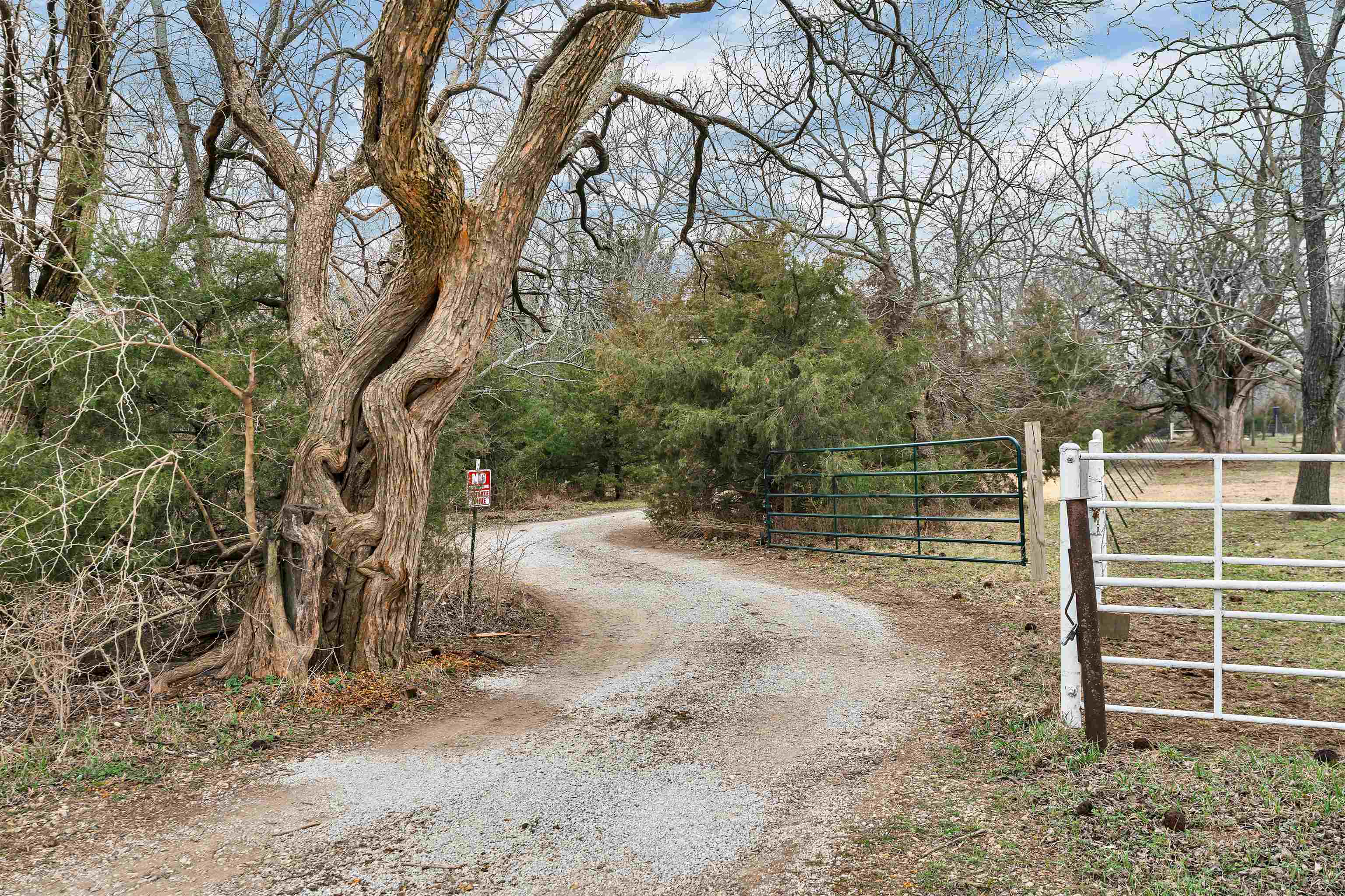 11467 Sw Shore Dr Property Photo 6
