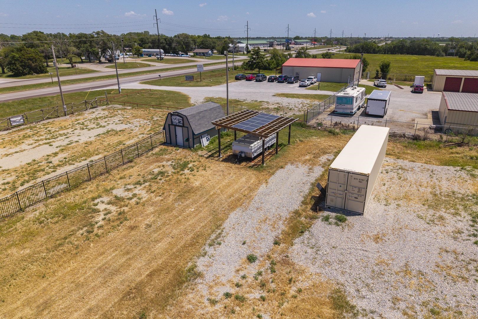 2919 E Us Highway 54 Property Photo 6