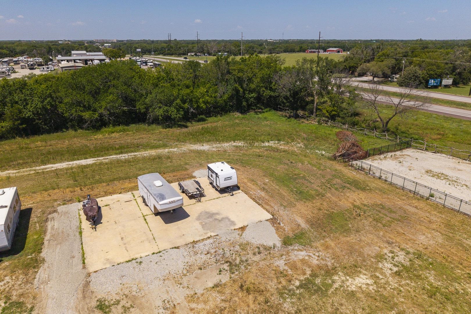 2919 E Us Highway 54 Property Photo 7