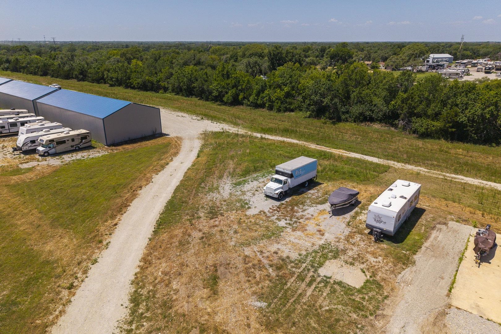 2919 E Us Highway 54 Property Photo 8
