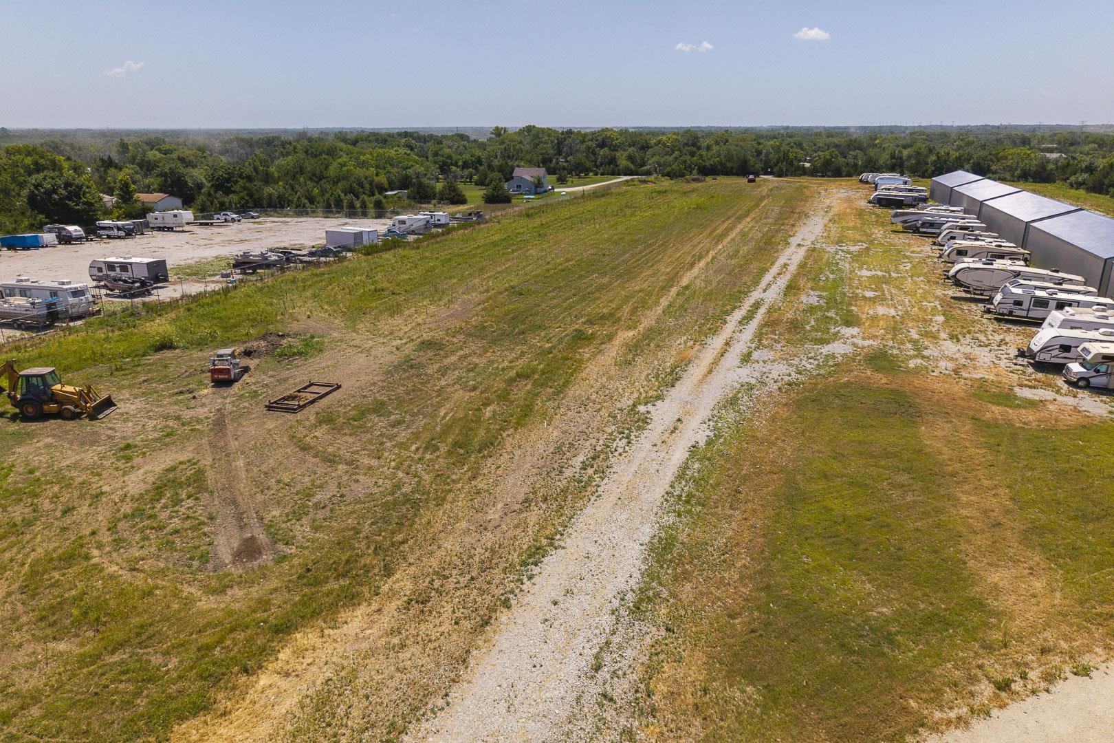 2919 E Us Highway 54 Property Photo 9