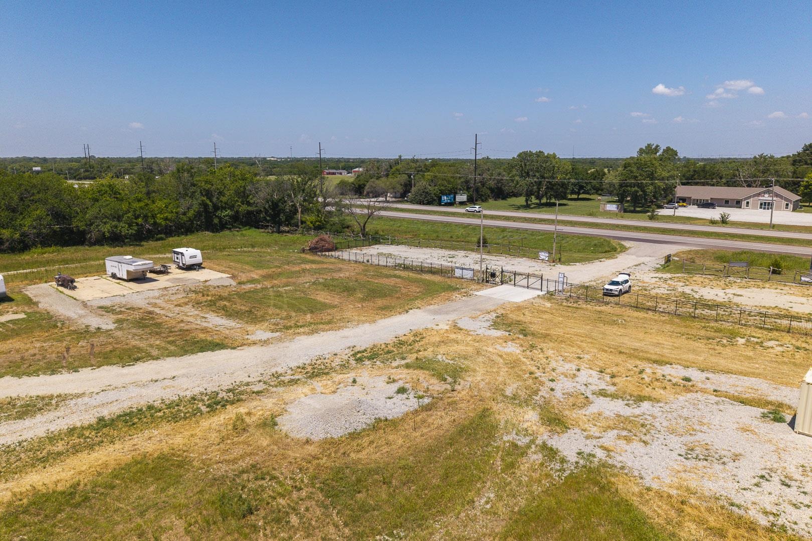 2919 E Us Highway 54 Property Photo 11