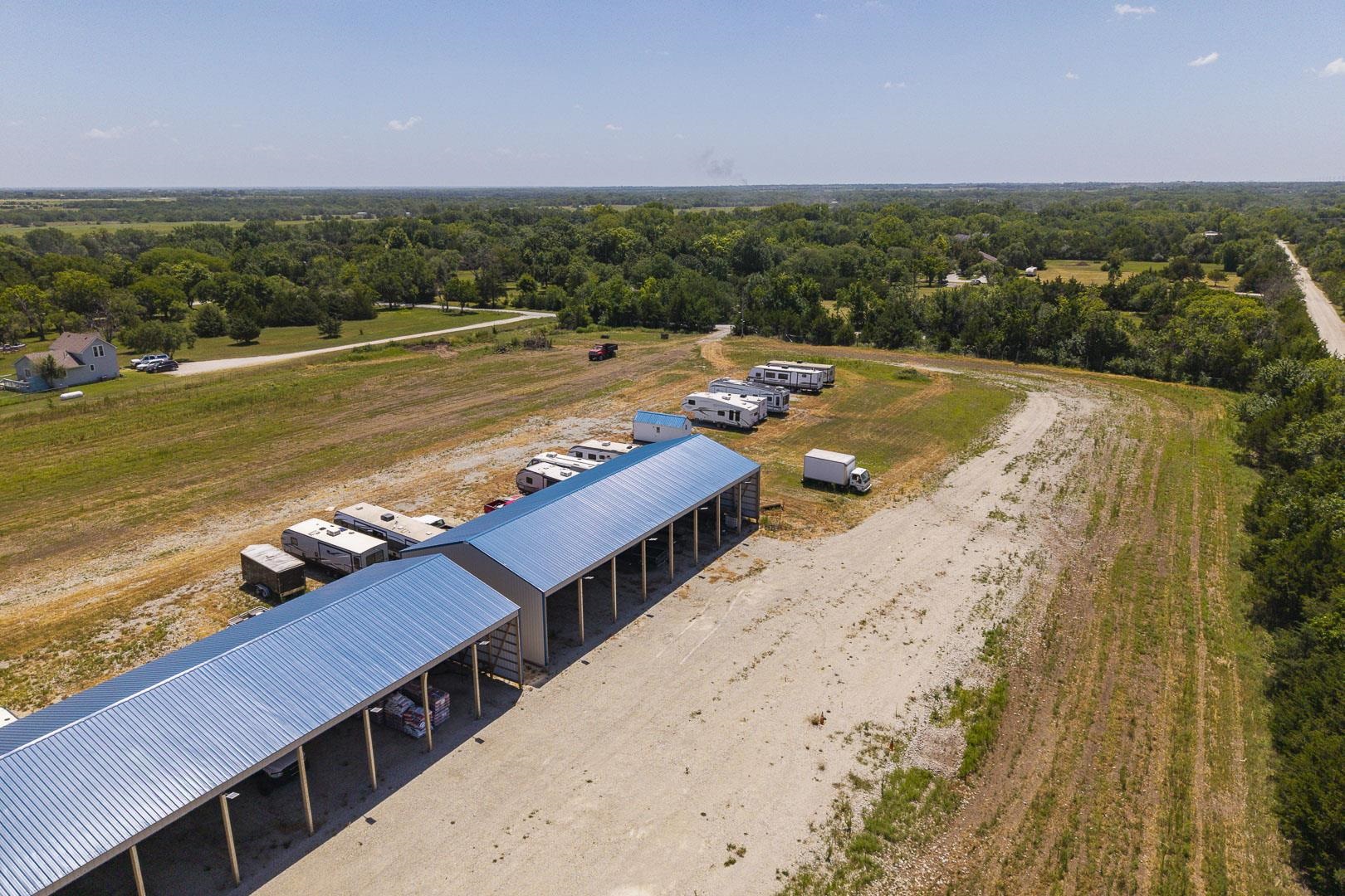 2919 E Us Highway 54 Property Photo 23