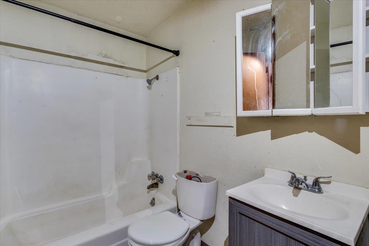 1521 E Catalina St Property Photo 10