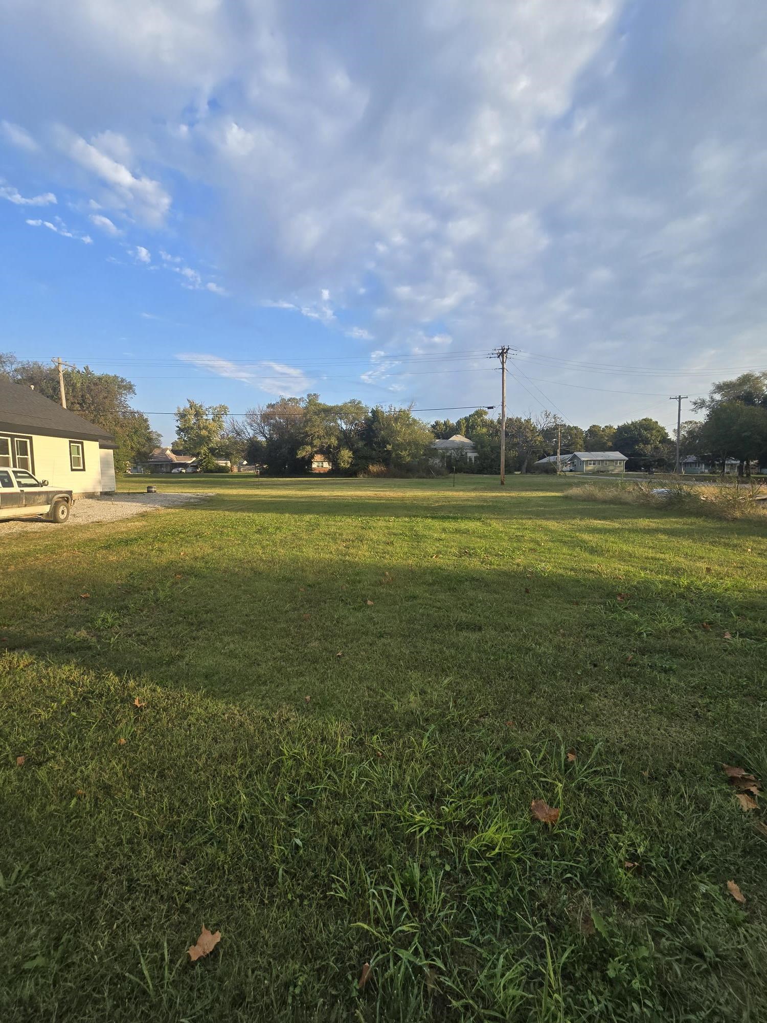 Tbd Simpson & Ames Ave. Property Photo 5