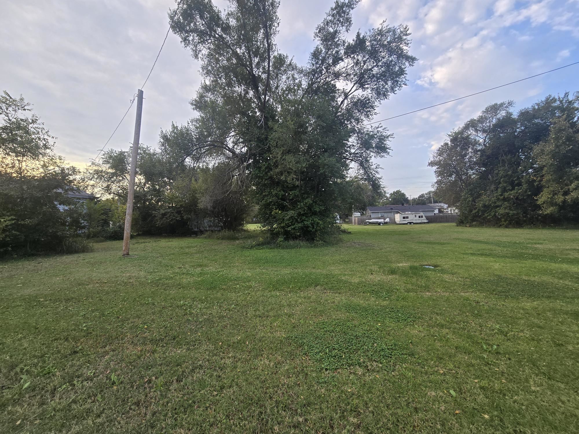 Tbd Simpson & Ames Ave. Property Photo 6