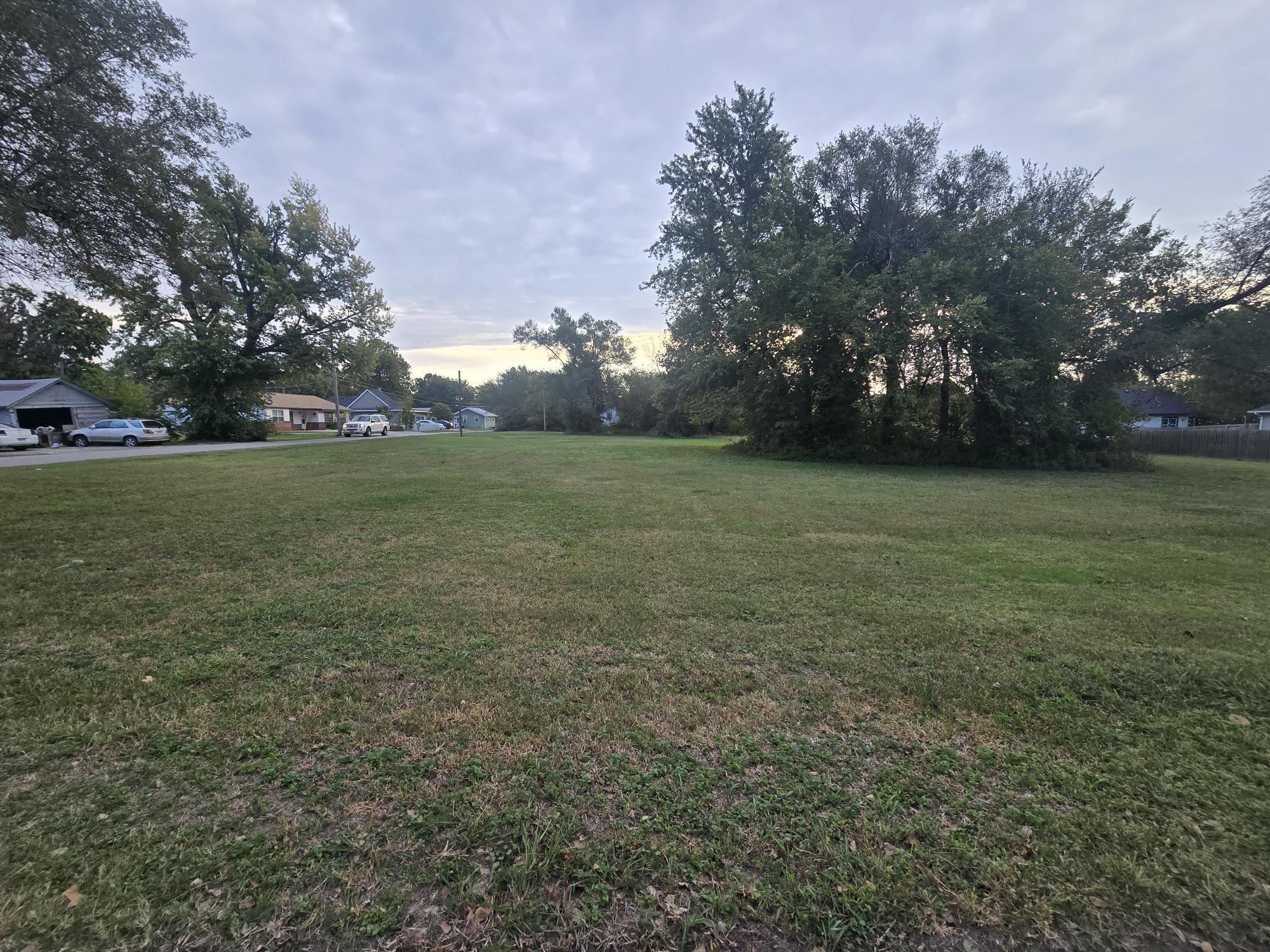 Tbd Simpson & Ames Ave. Property Photo 11