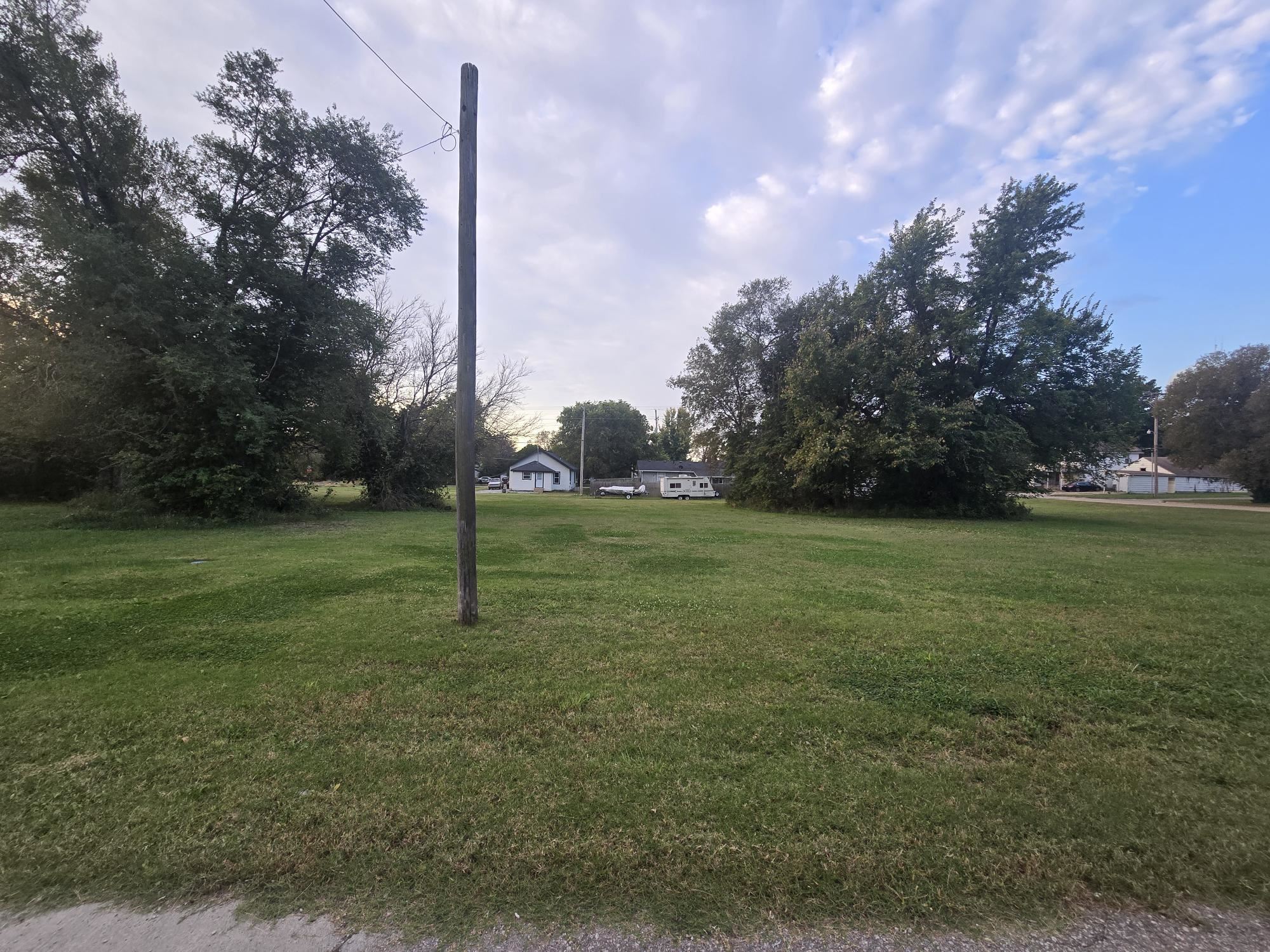 Tbd Simpson & Ames Ave. Property Photo 14