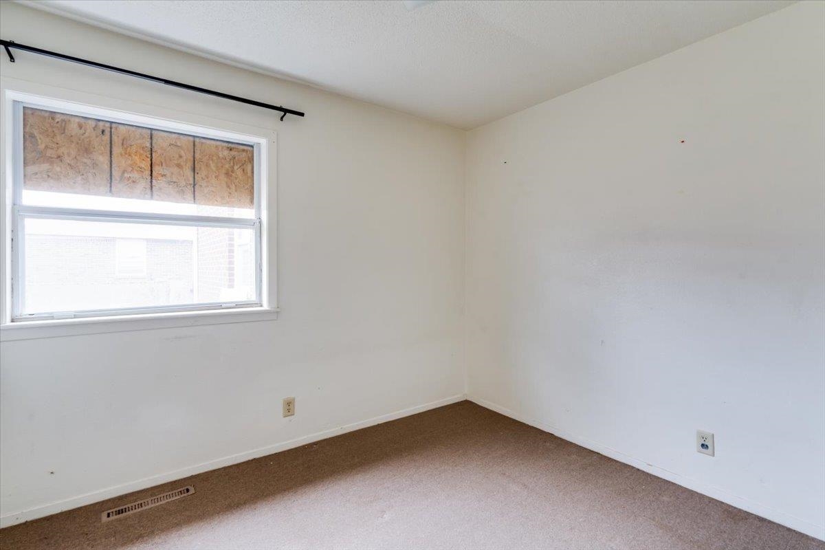 1607 E Catalina St Property Photo 8