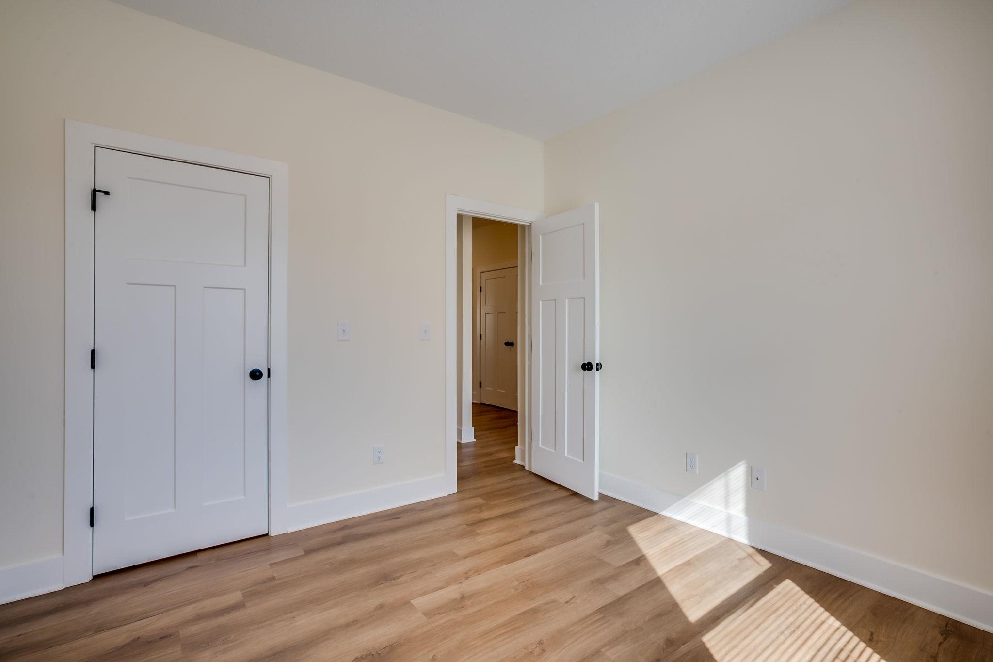 16909 W Kashmir Property Photo 13
