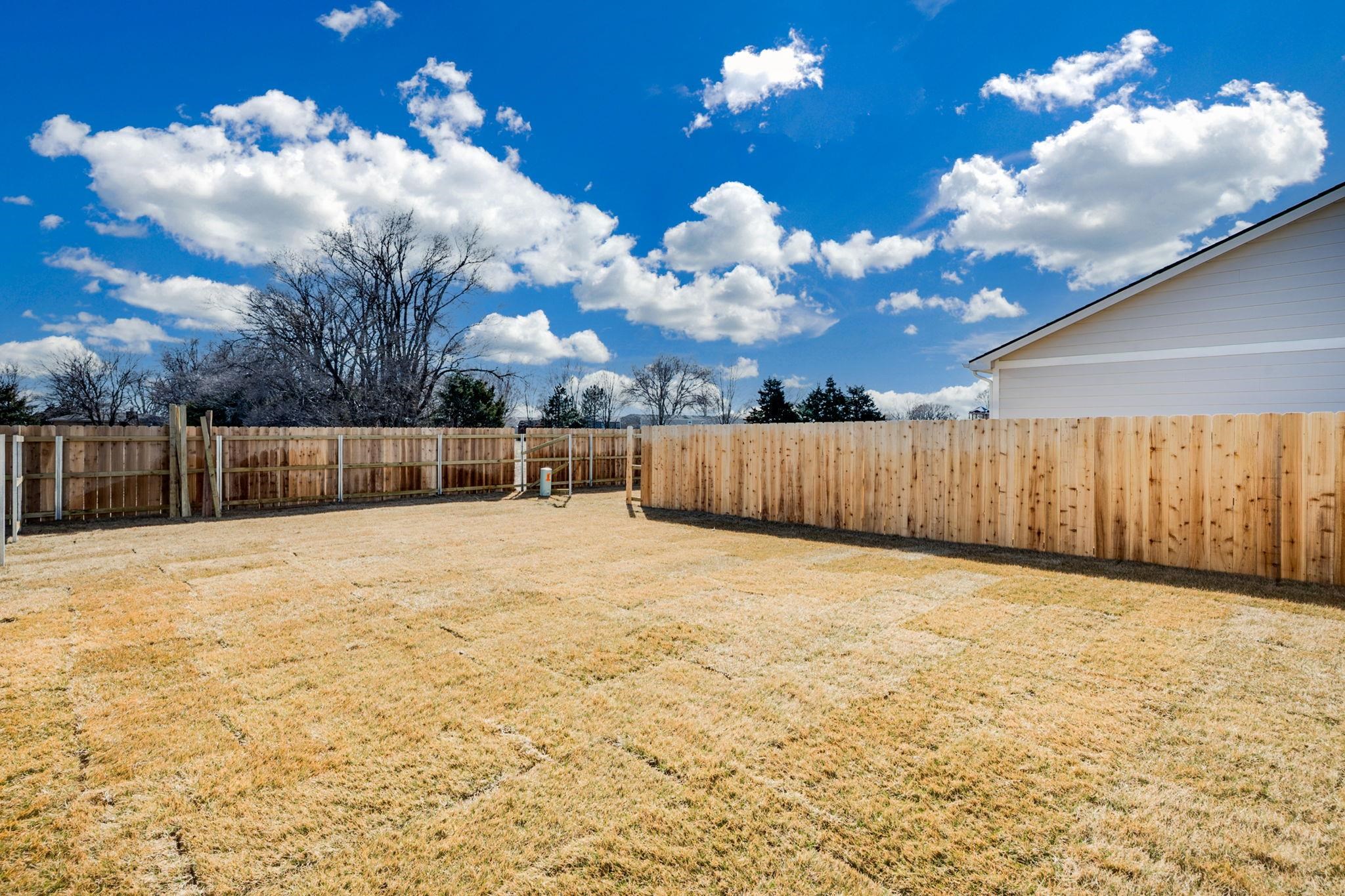 16909 W Kashmir Property Photo 17