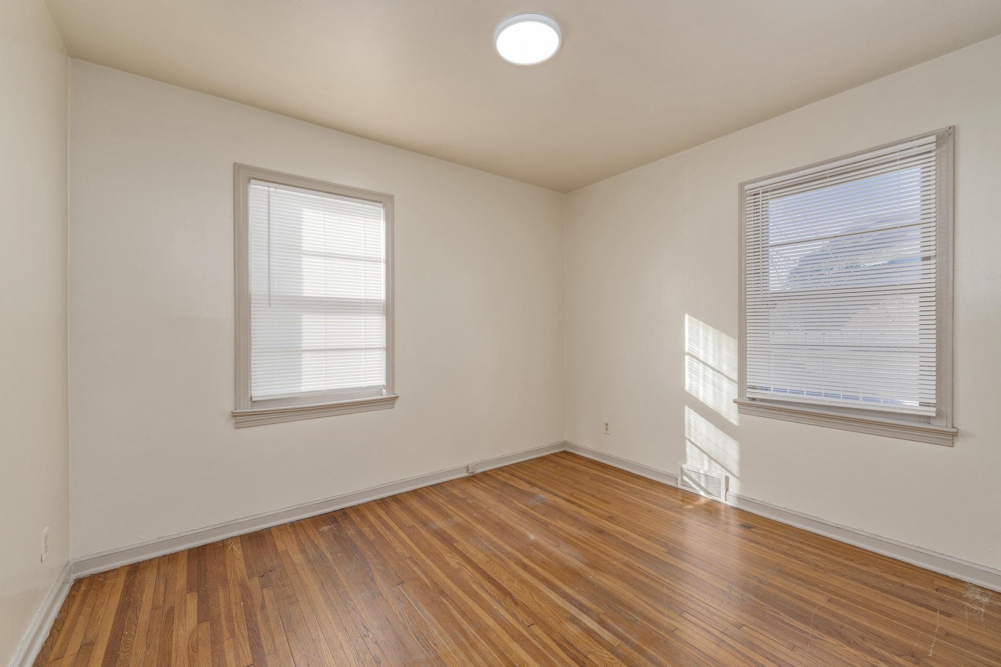 6124 E Harry St Property Photo 15