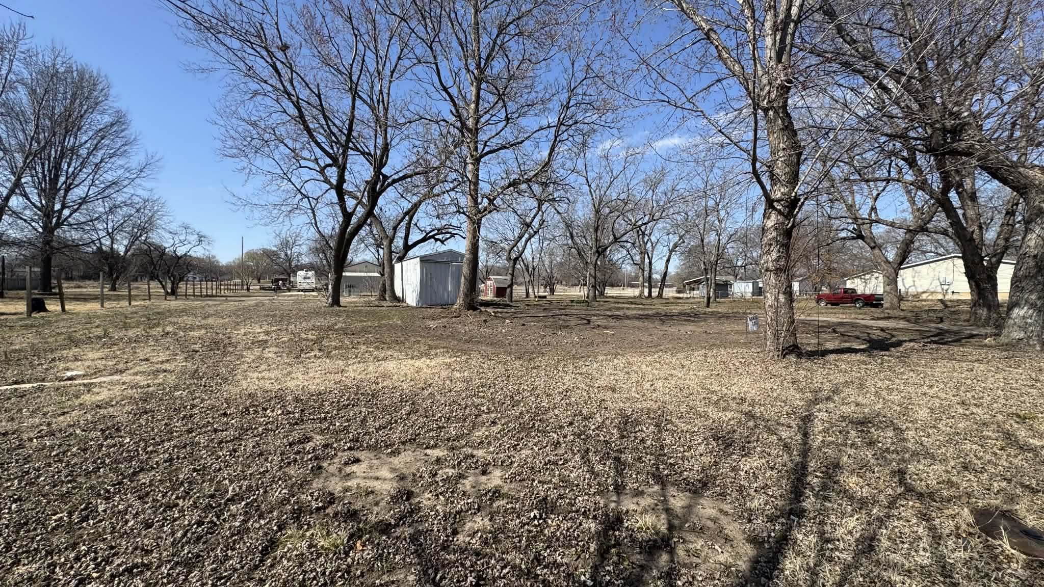 907 N Gordy St Property Photo 1