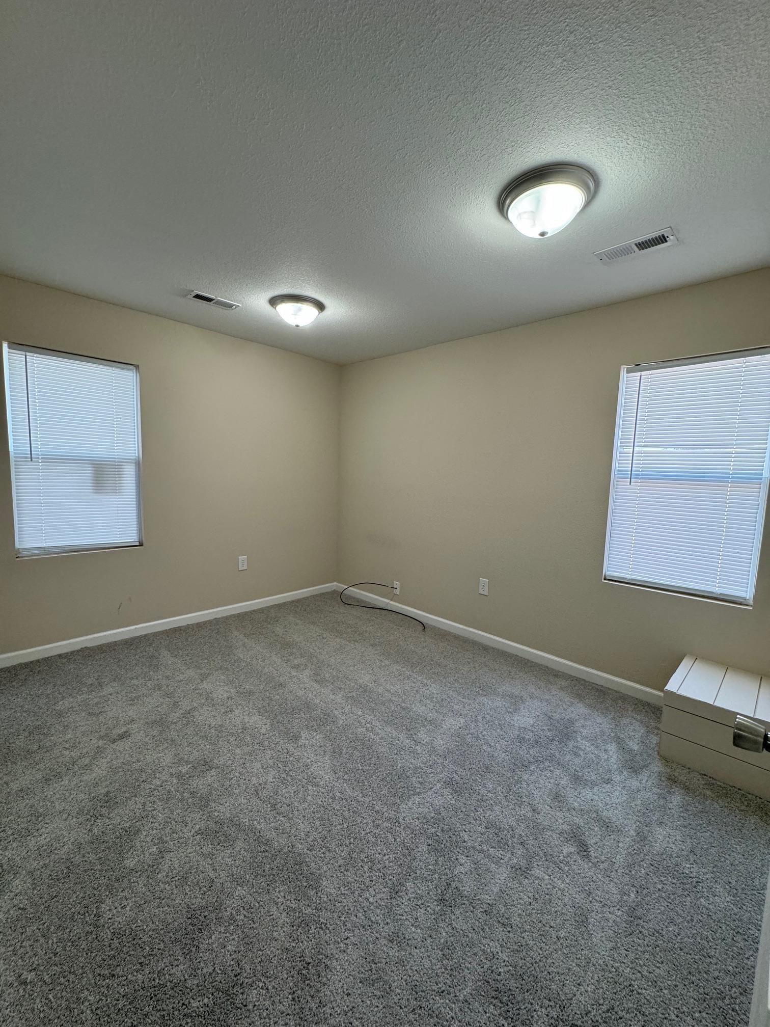 2673 S Holyoke St Property Photo 7