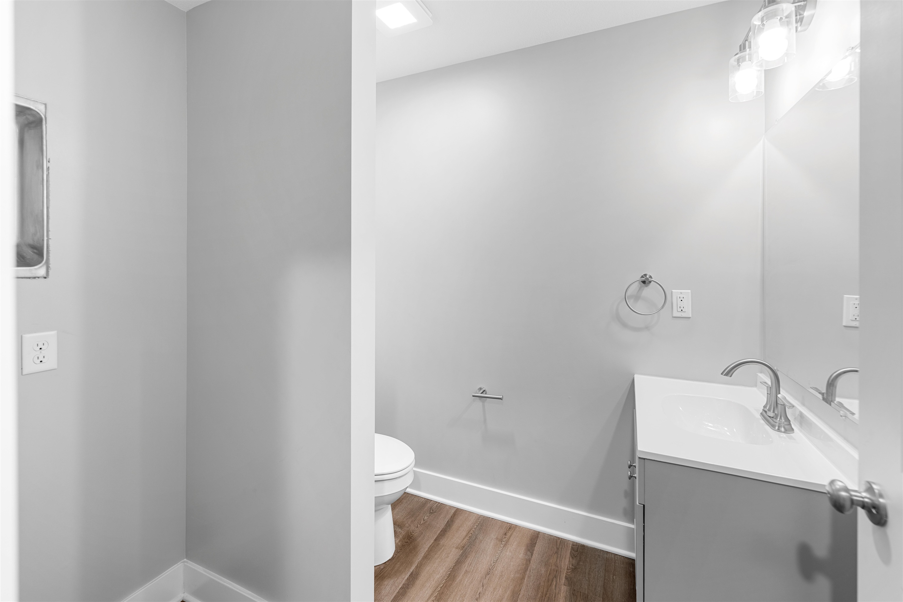 2729 Amelia Ln. Property Photo 36