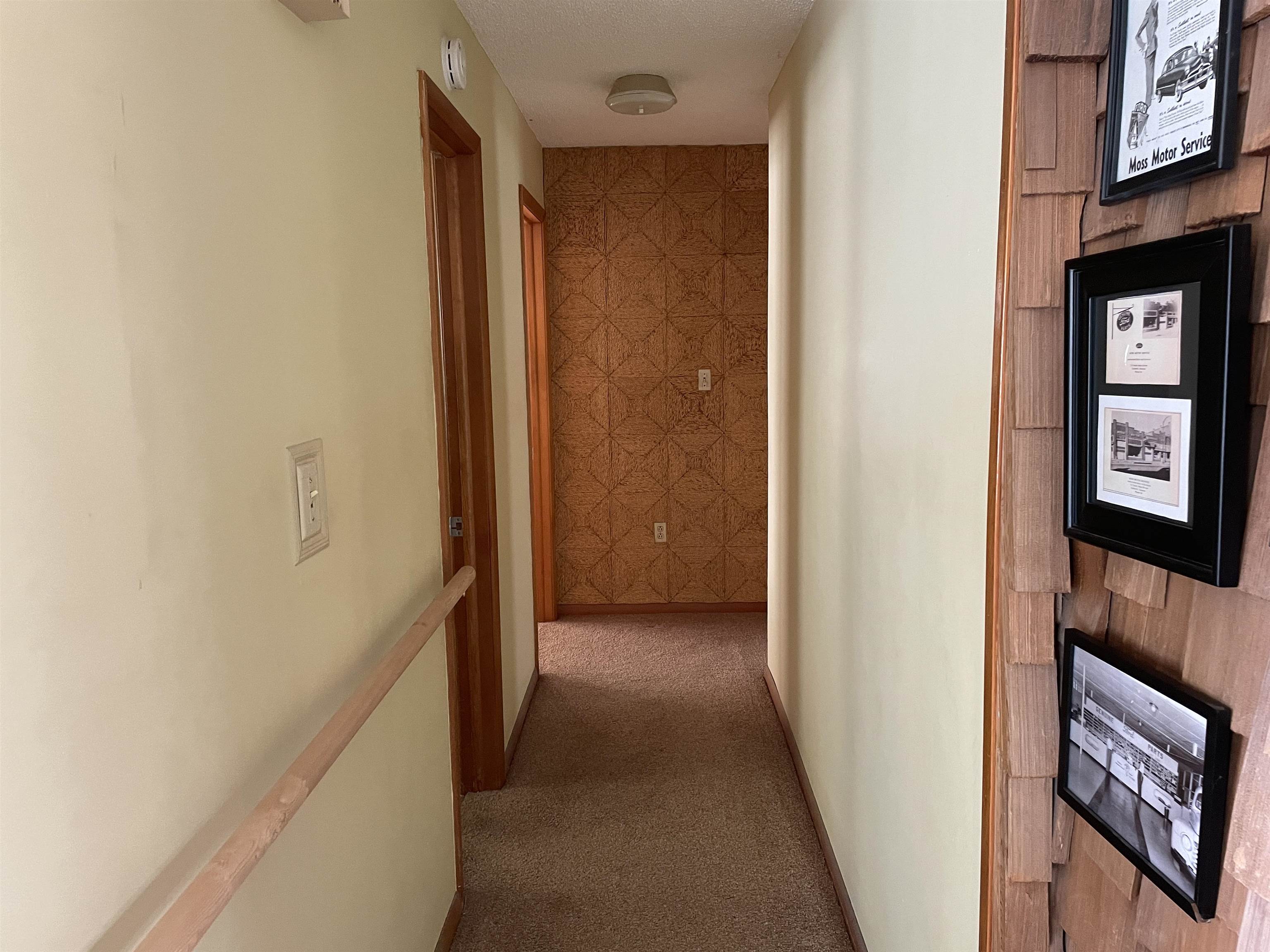 324 S Market St Property Photo 12