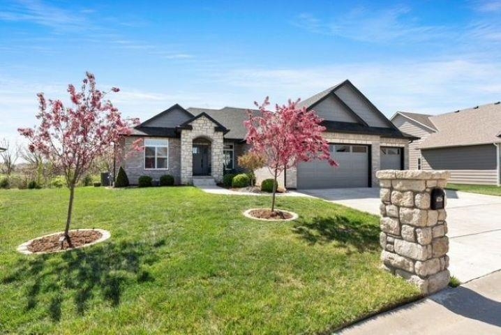 4724 N Elk Creek Dr Property Photo 1
