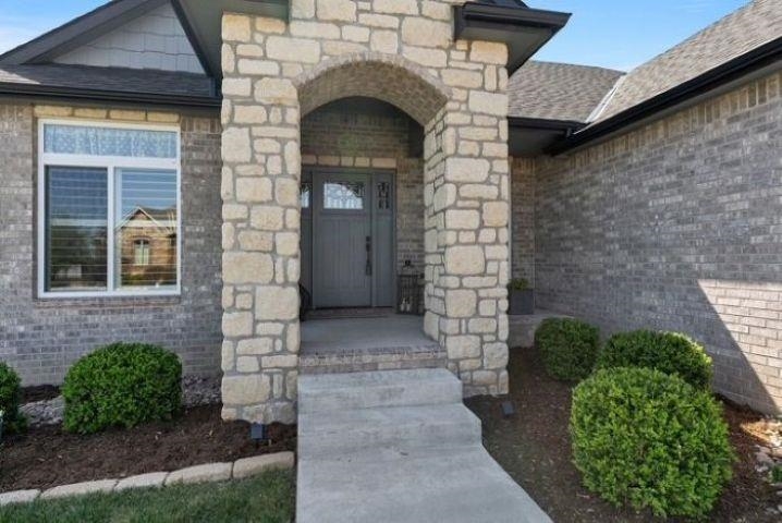 4724 N Elk Creek Dr Property Photo 3