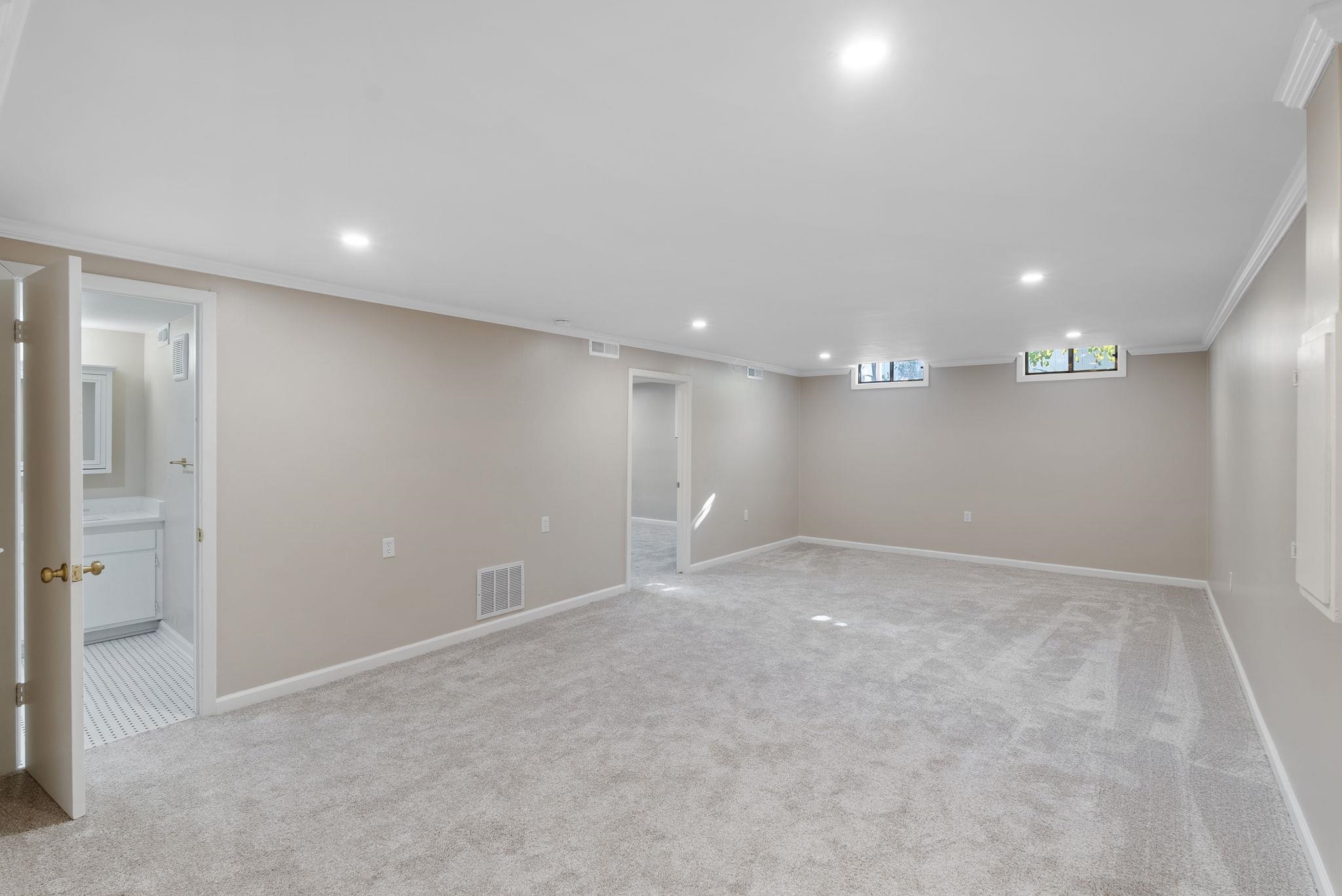 8322 Limerick St Property Photo 29