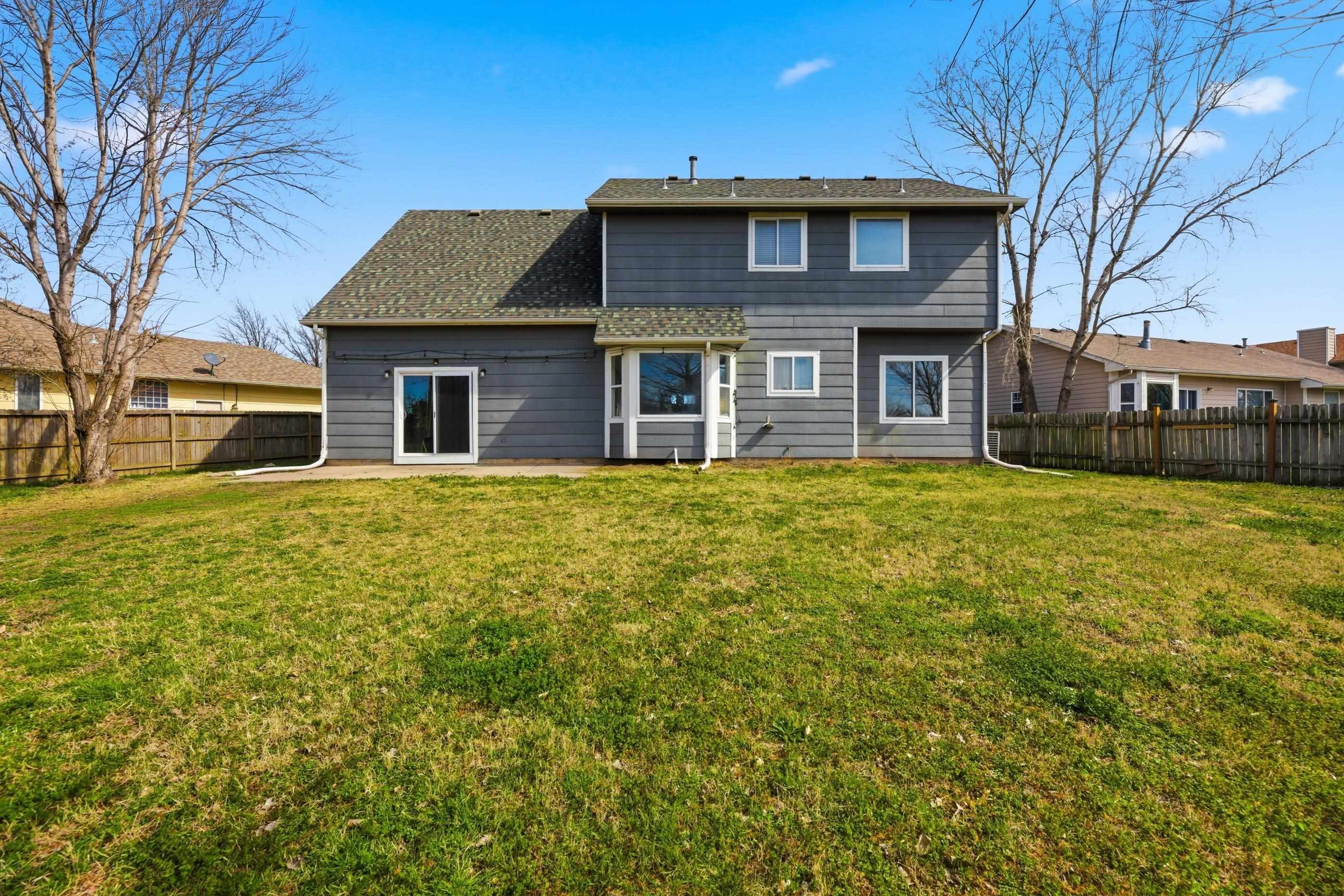 1805 S Hoyt Cir Property Photo 4