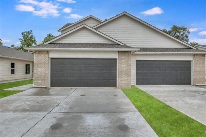 12836 W Wheatland St. Property Photo 1