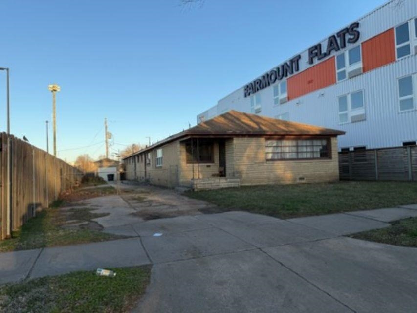 1732 Fairmount St Property Photo 1