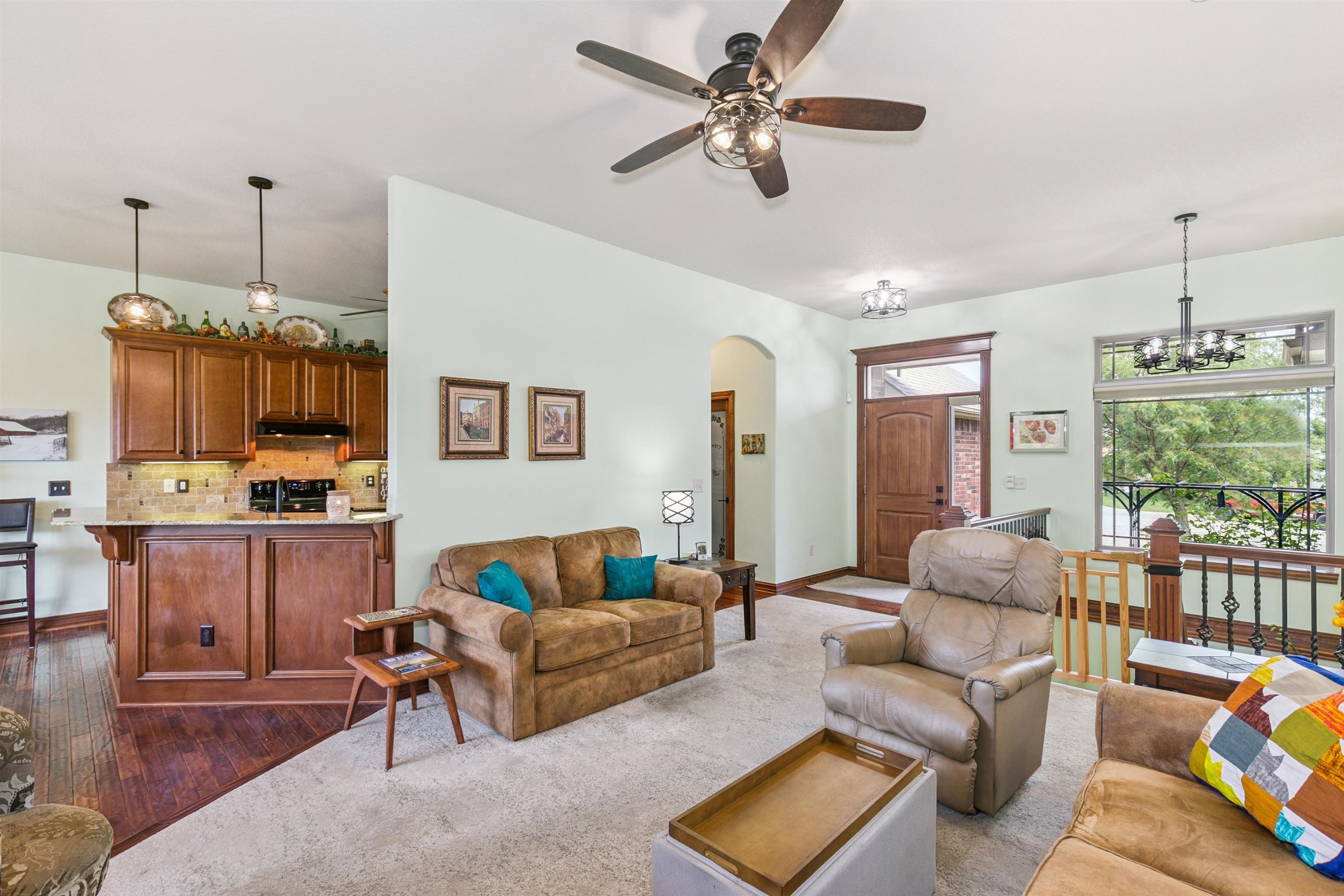 12910 E Cherry Creek Ct Property Photo 11