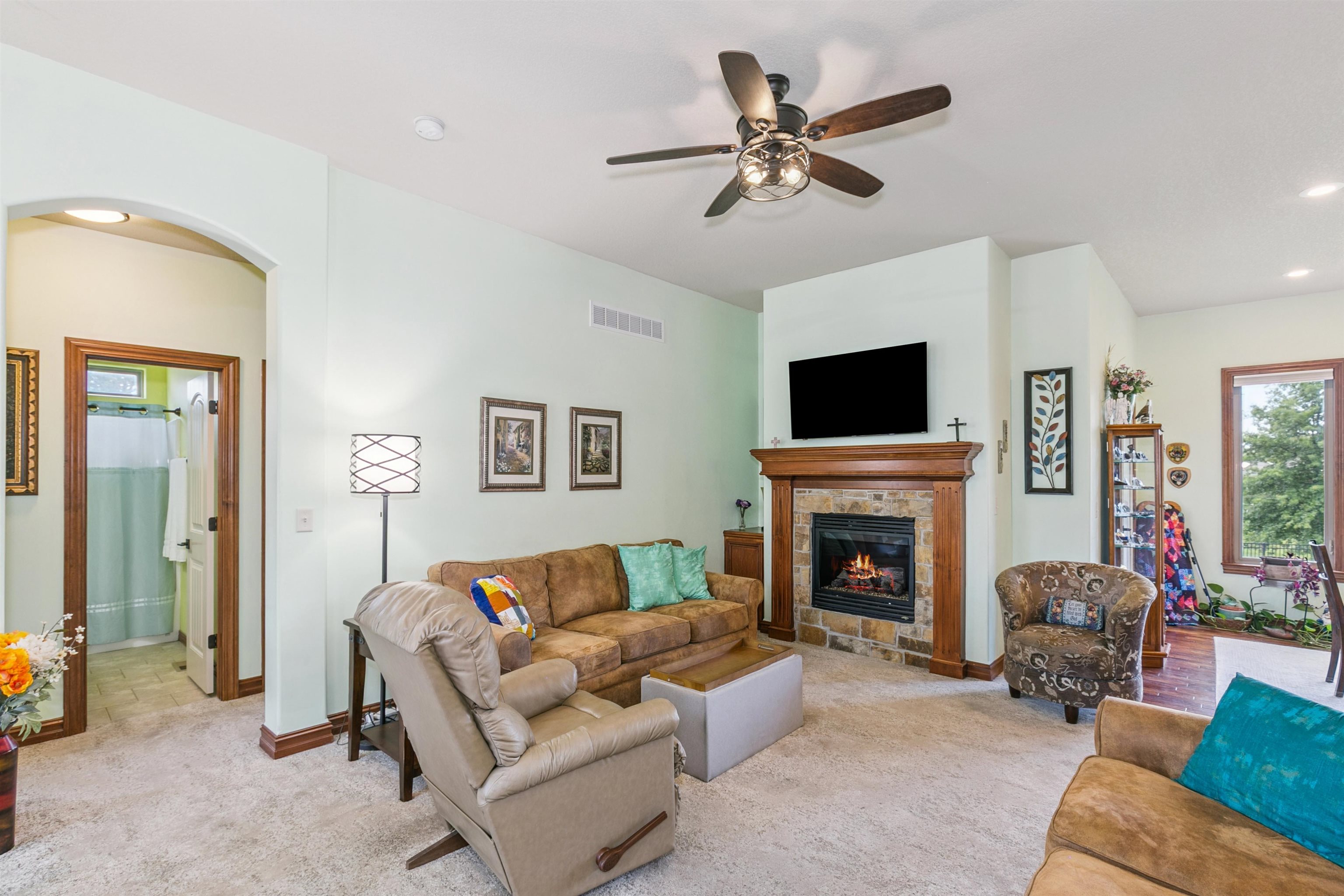 12910 E Cherry Creek Ct Property Photo 12