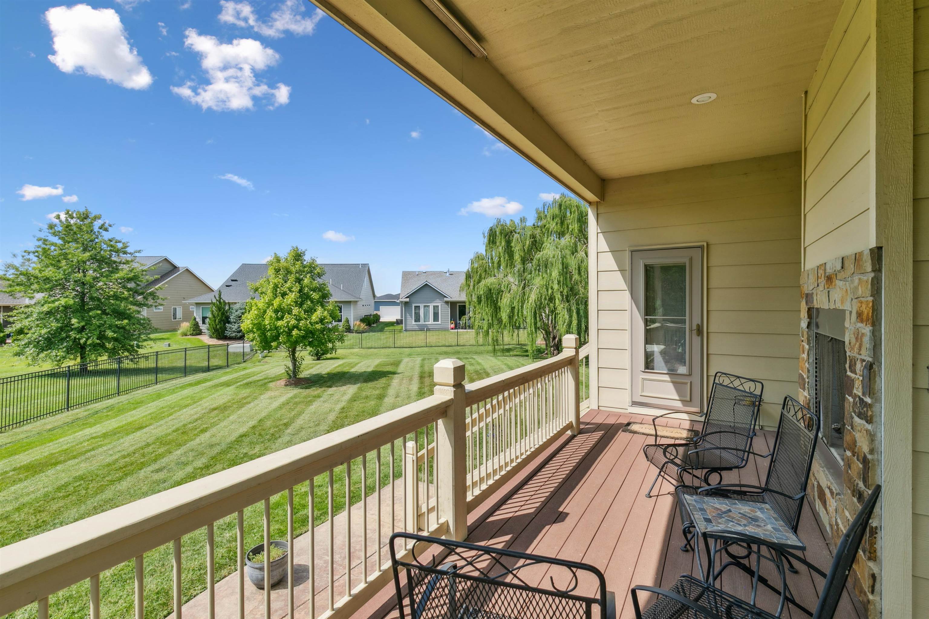 12910 E Cherry Creek Ct Property Photo 28